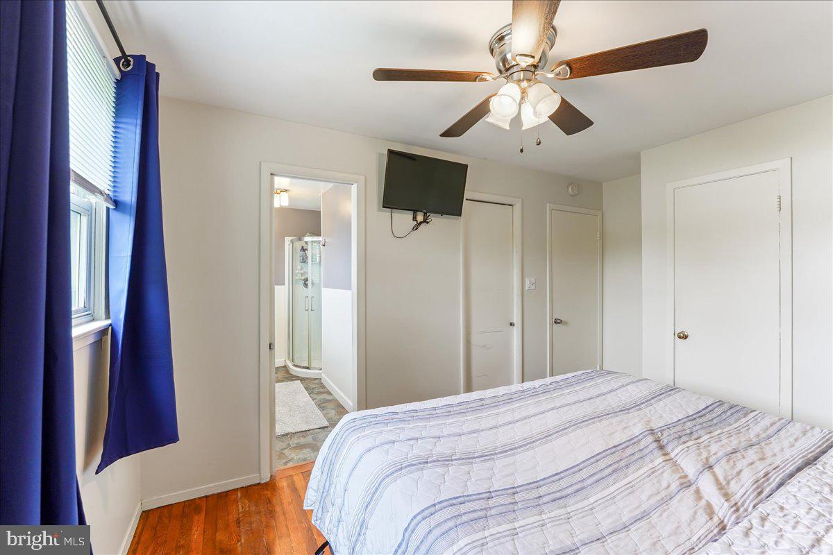 HOLLY HALL TERRACE - Residential