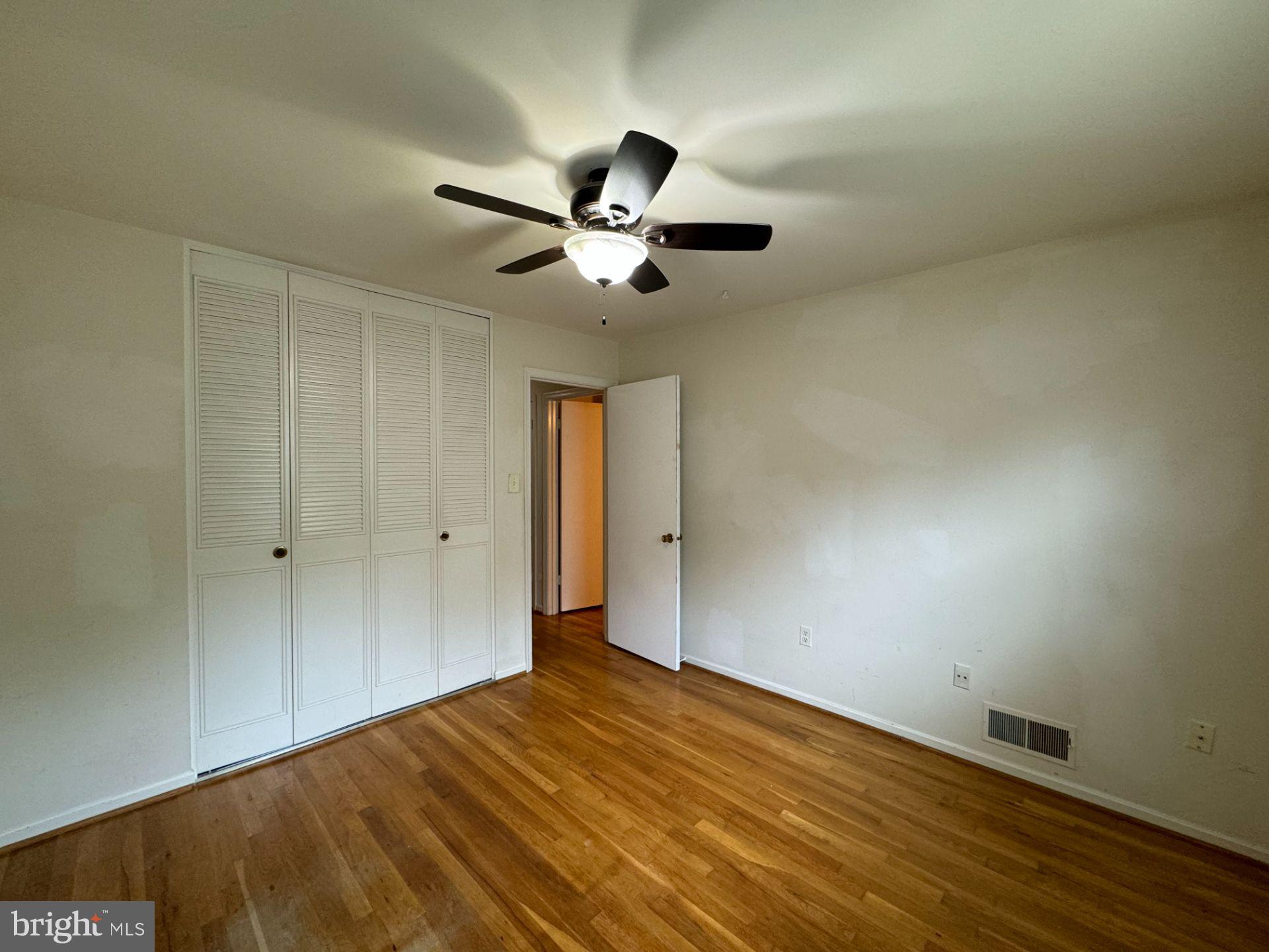 KINGS PARK WEST - Residential Lease