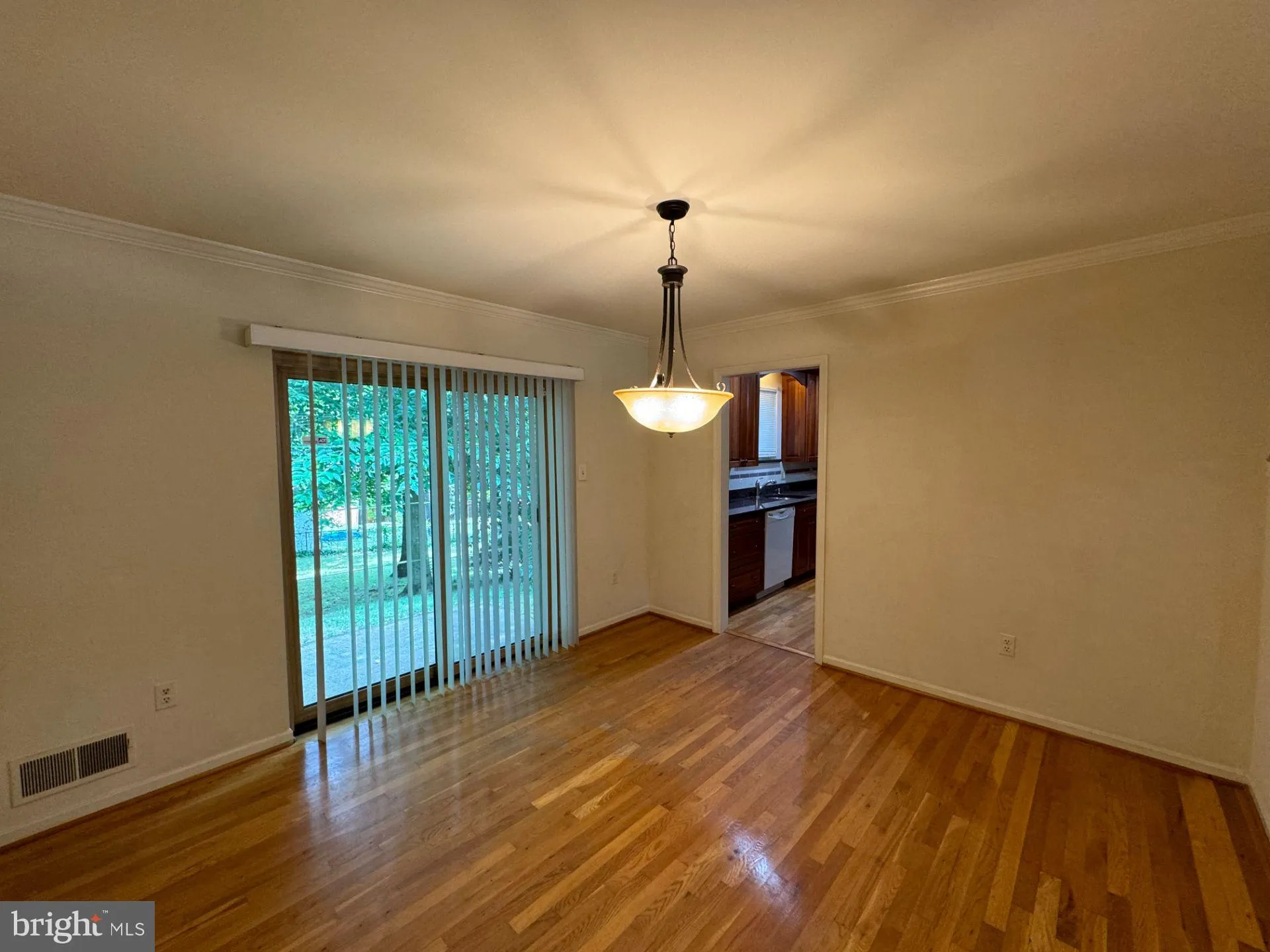 Fairfax, Virginia 22032, United States, 4 Bedrooms Bedrooms, ,3 BathroomsBathrooms,Residential,Active,228109