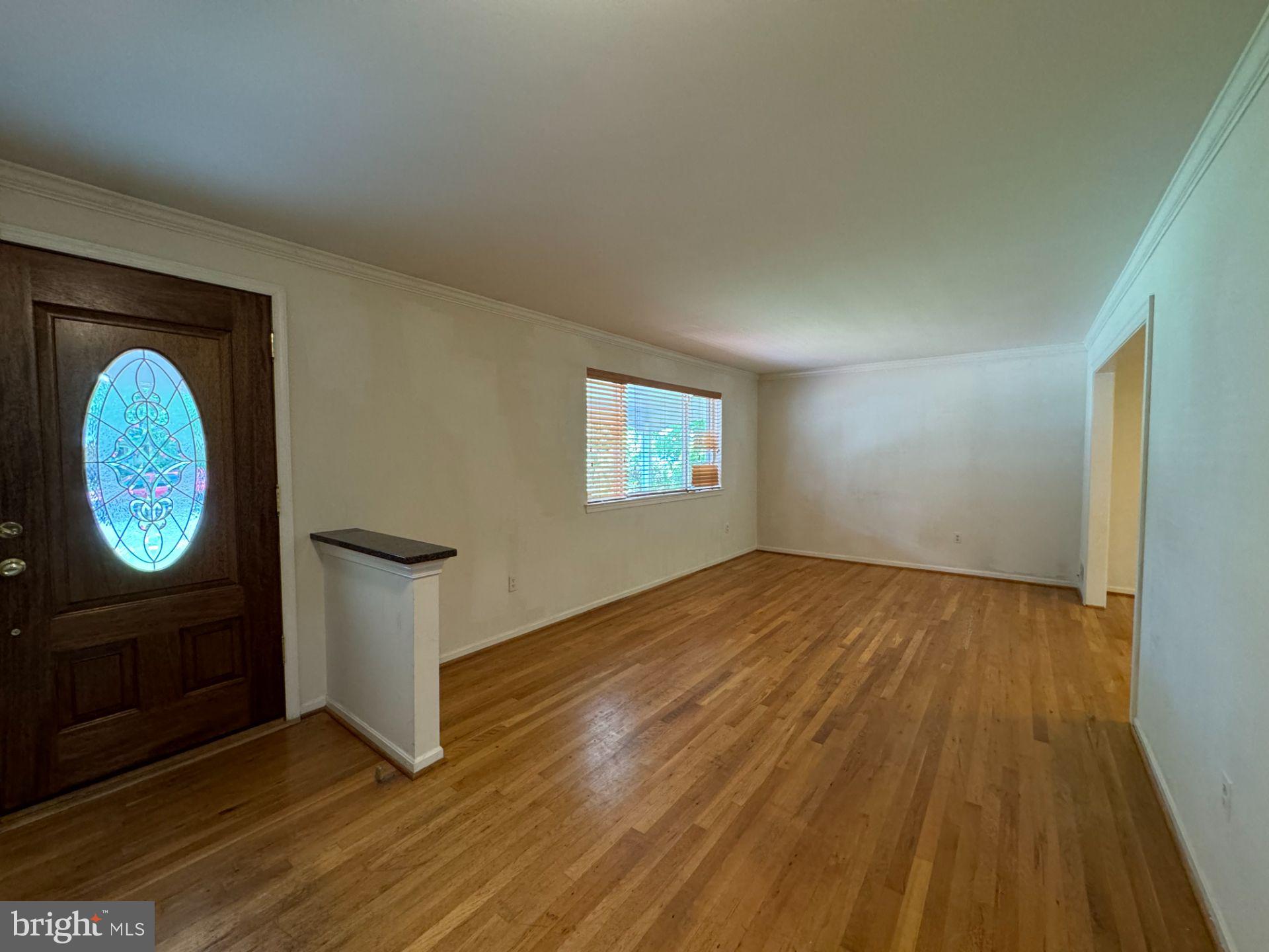 KINGS PARK WEST - Residential Lease