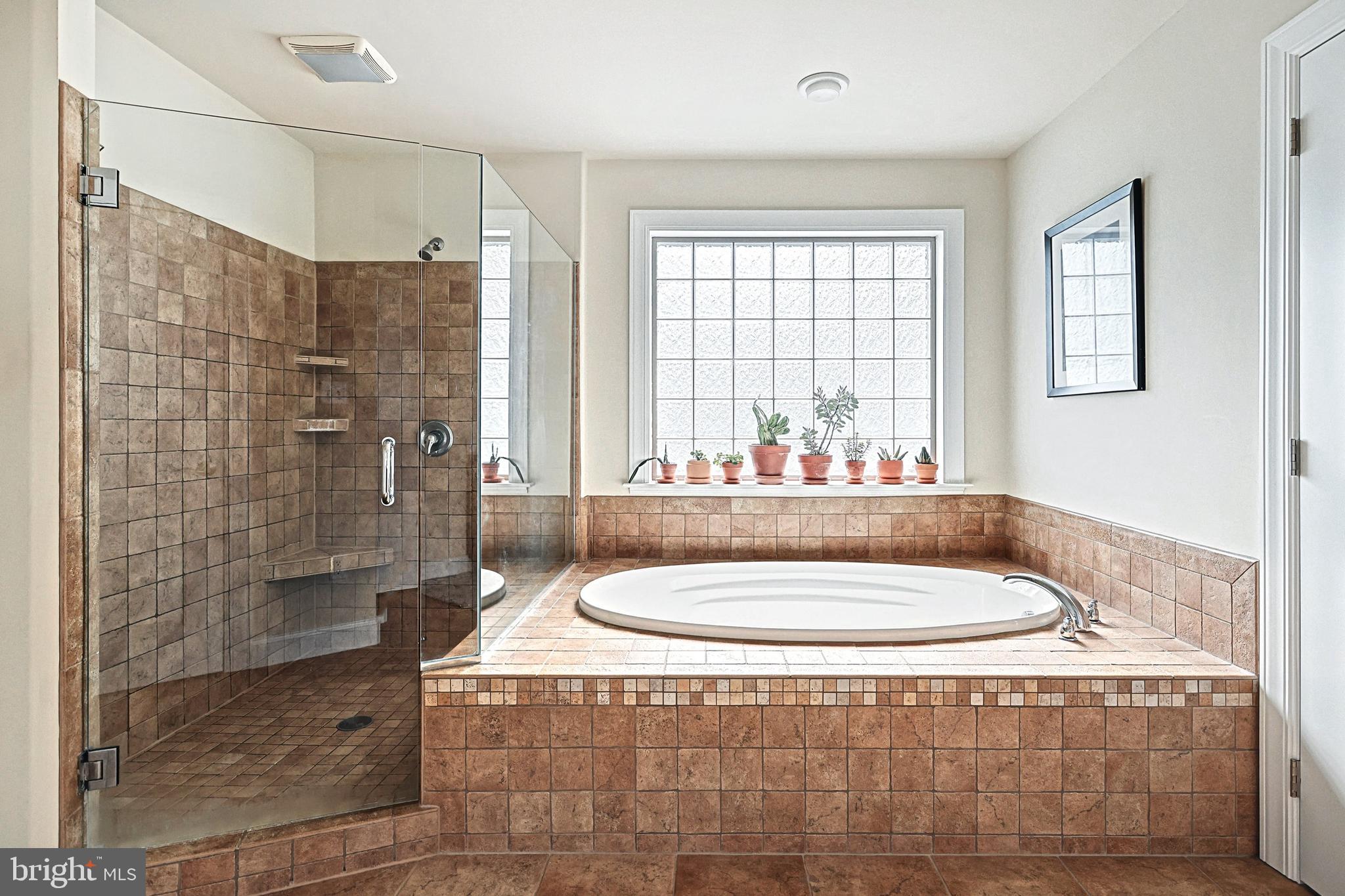 PLEASANTREES - Residential