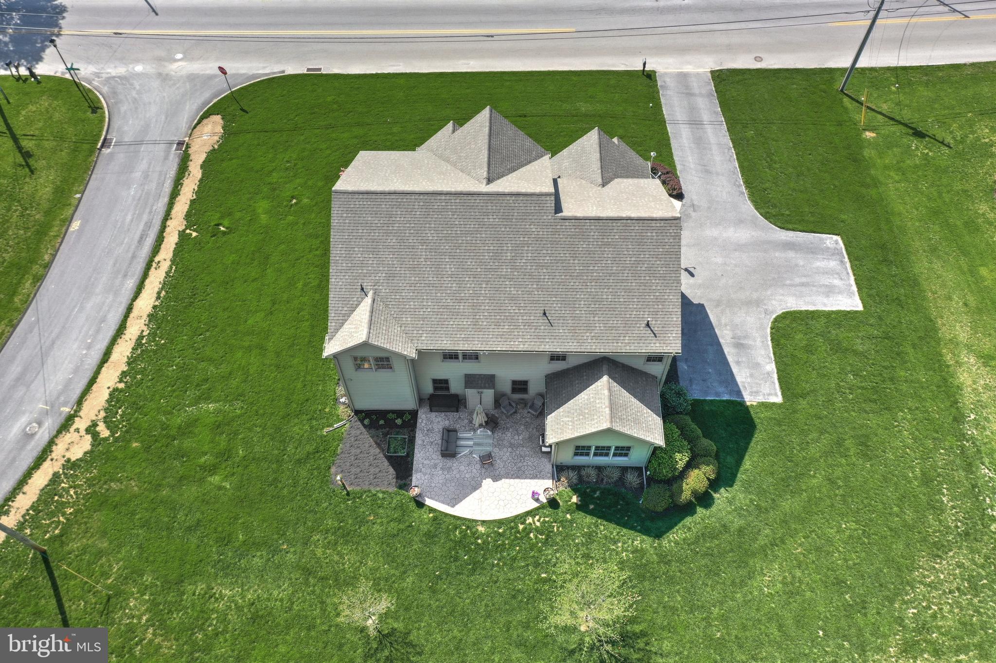 PLEASANTREES - Residential