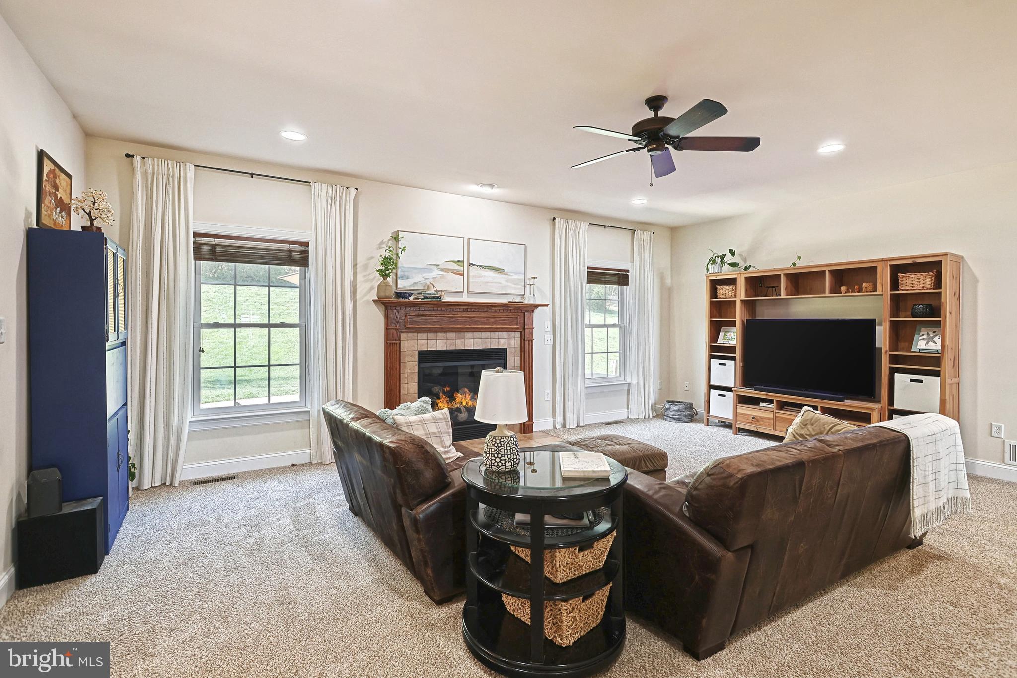 PLEASANTREES - Residential