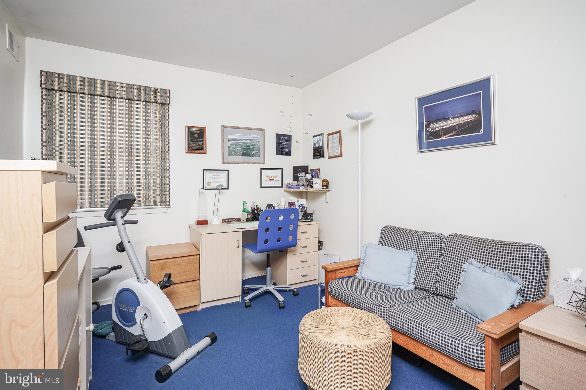 BUSTLETON - Residential