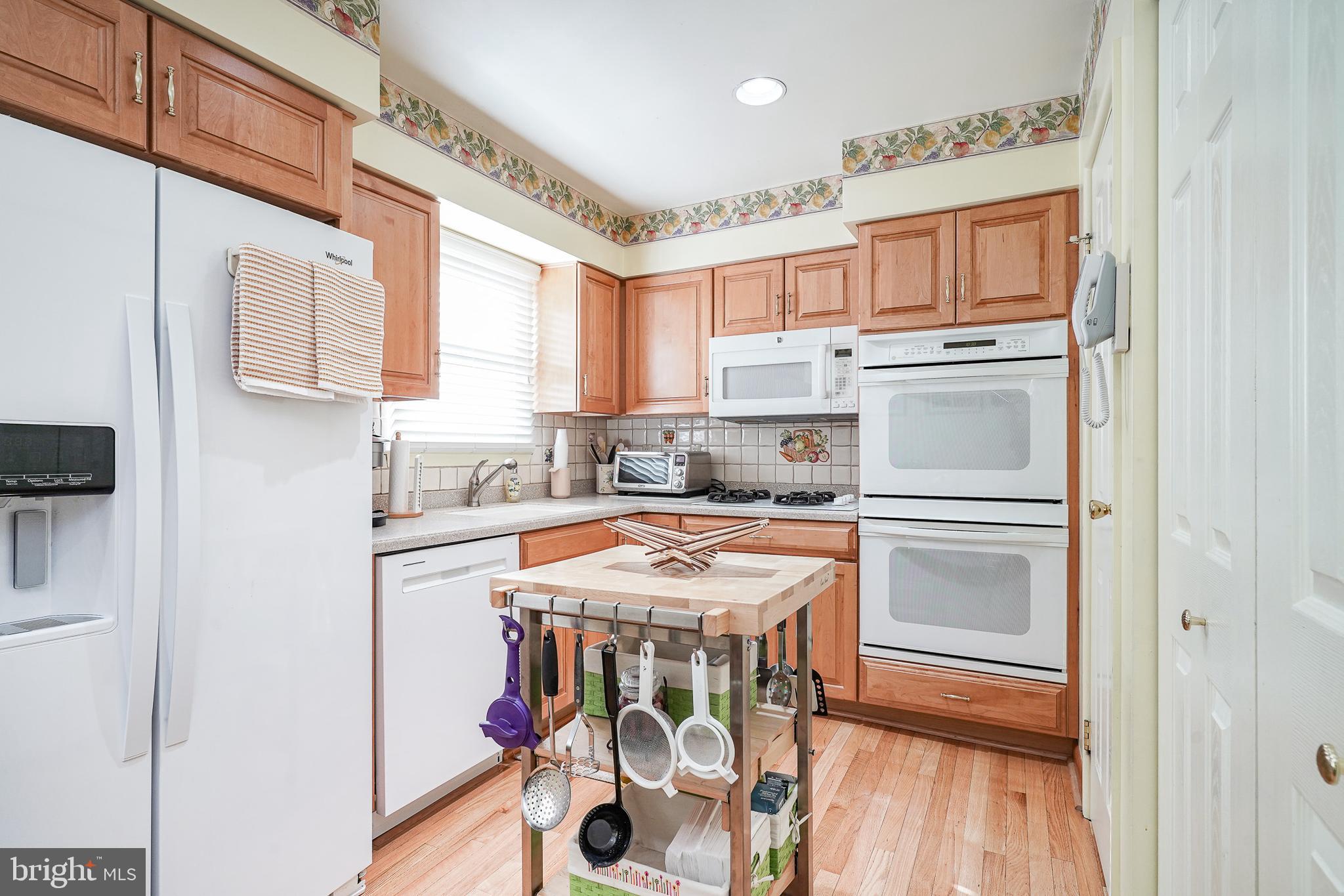 BUSTLETON - Residential