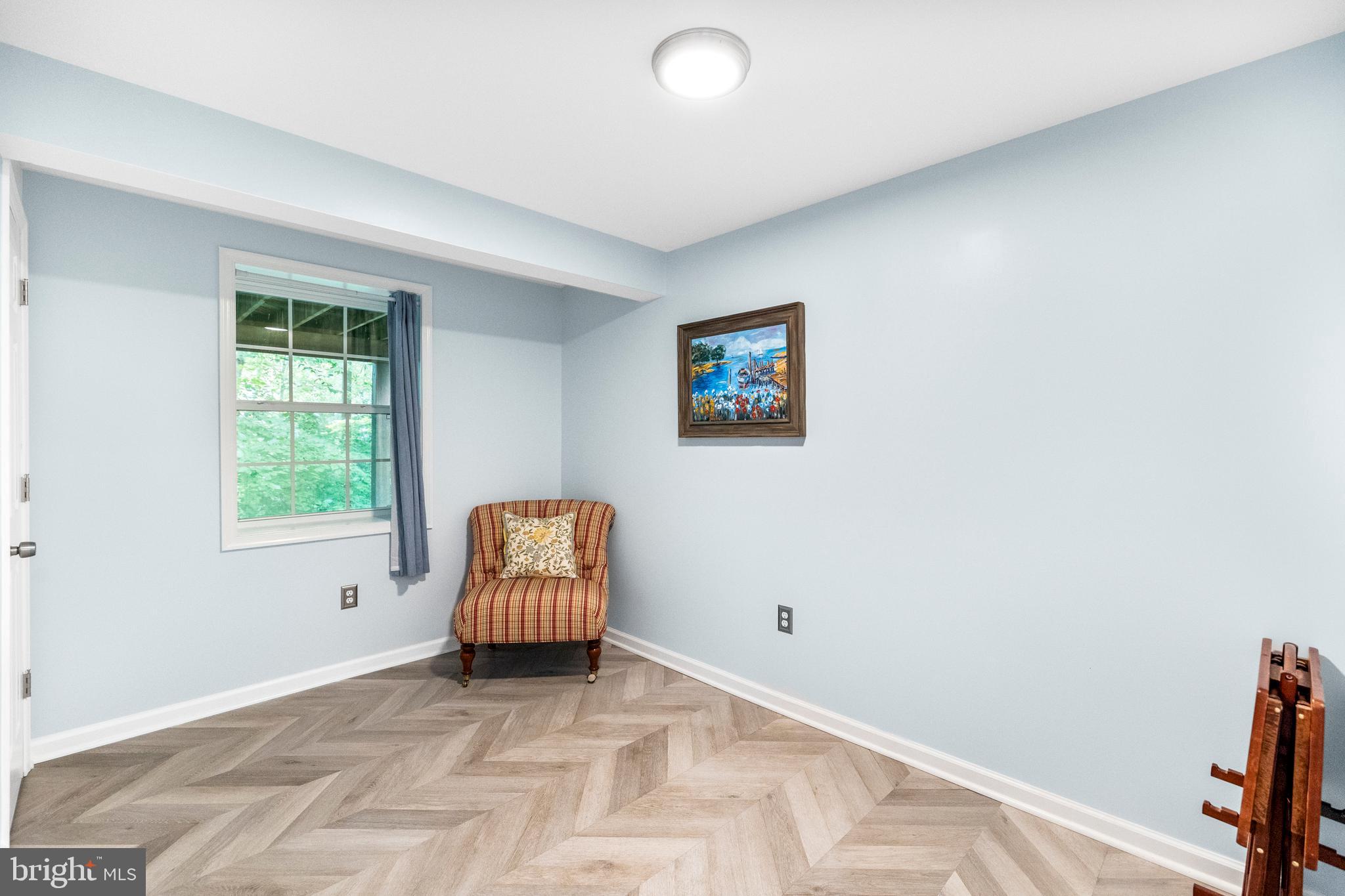 MIDDLE VALLEY - Residential