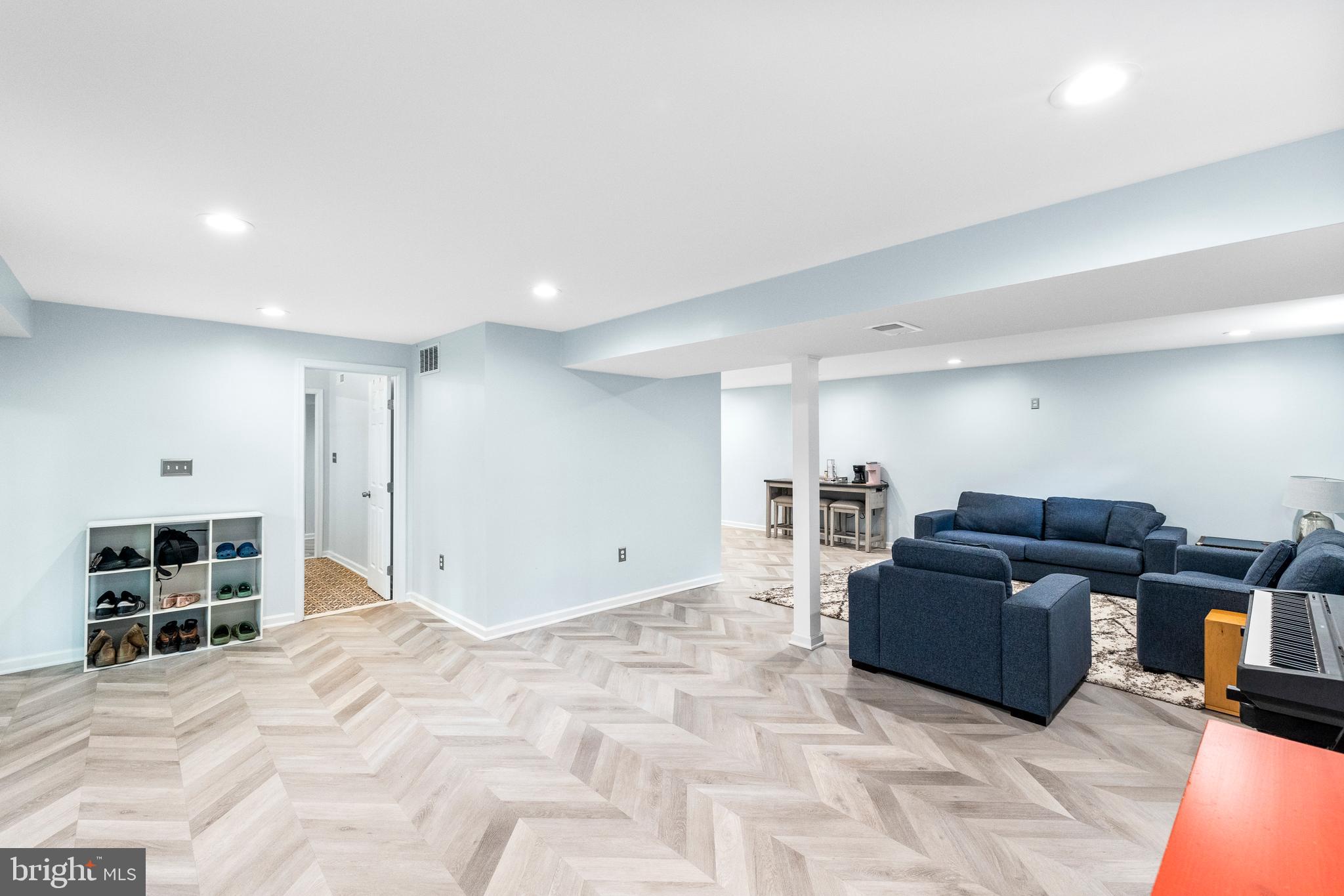MIDDLE VALLEY - Residential