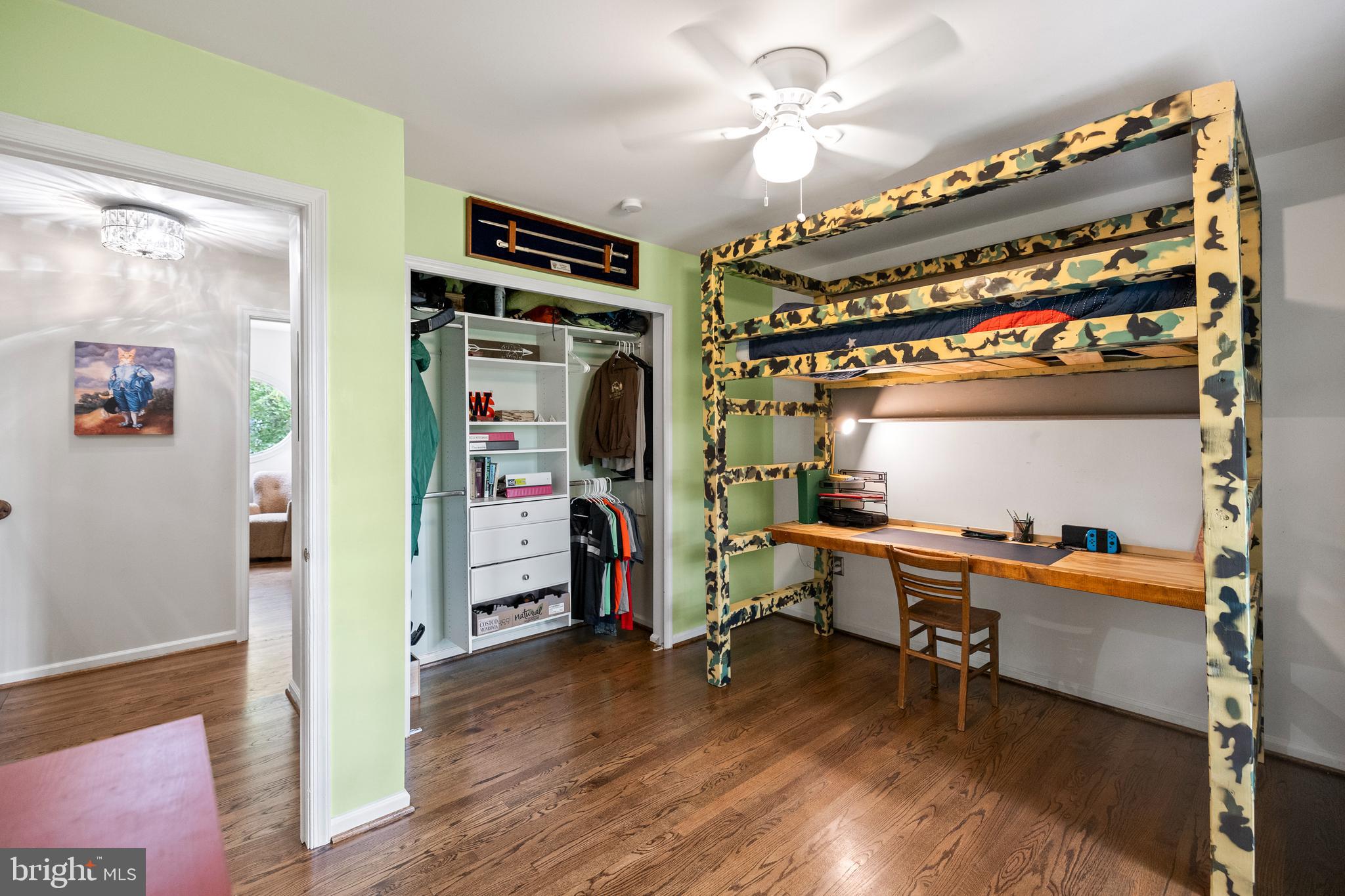 MIDDLE VALLEY - Residential