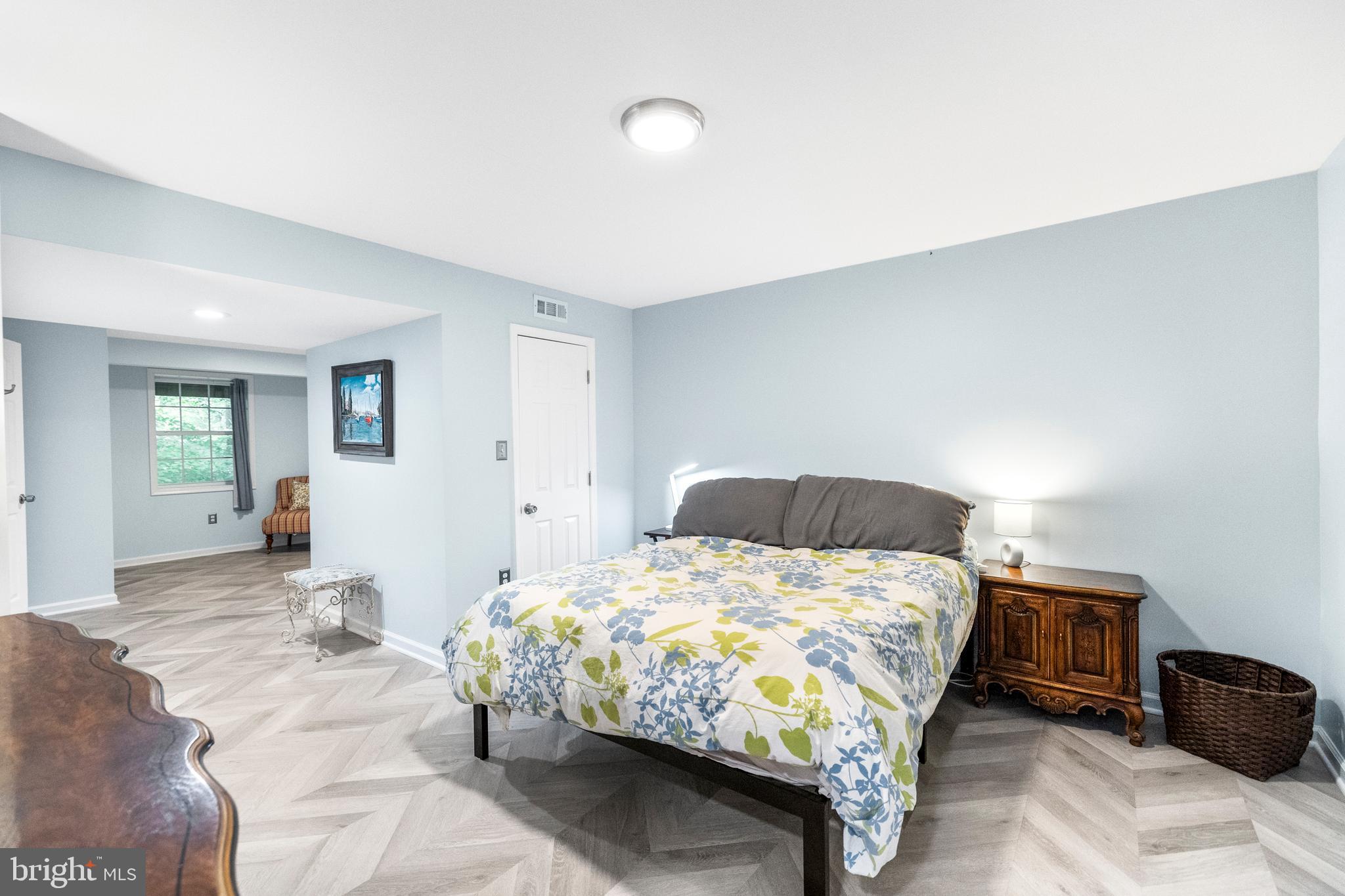 MIDDLE VALLEY - Residential