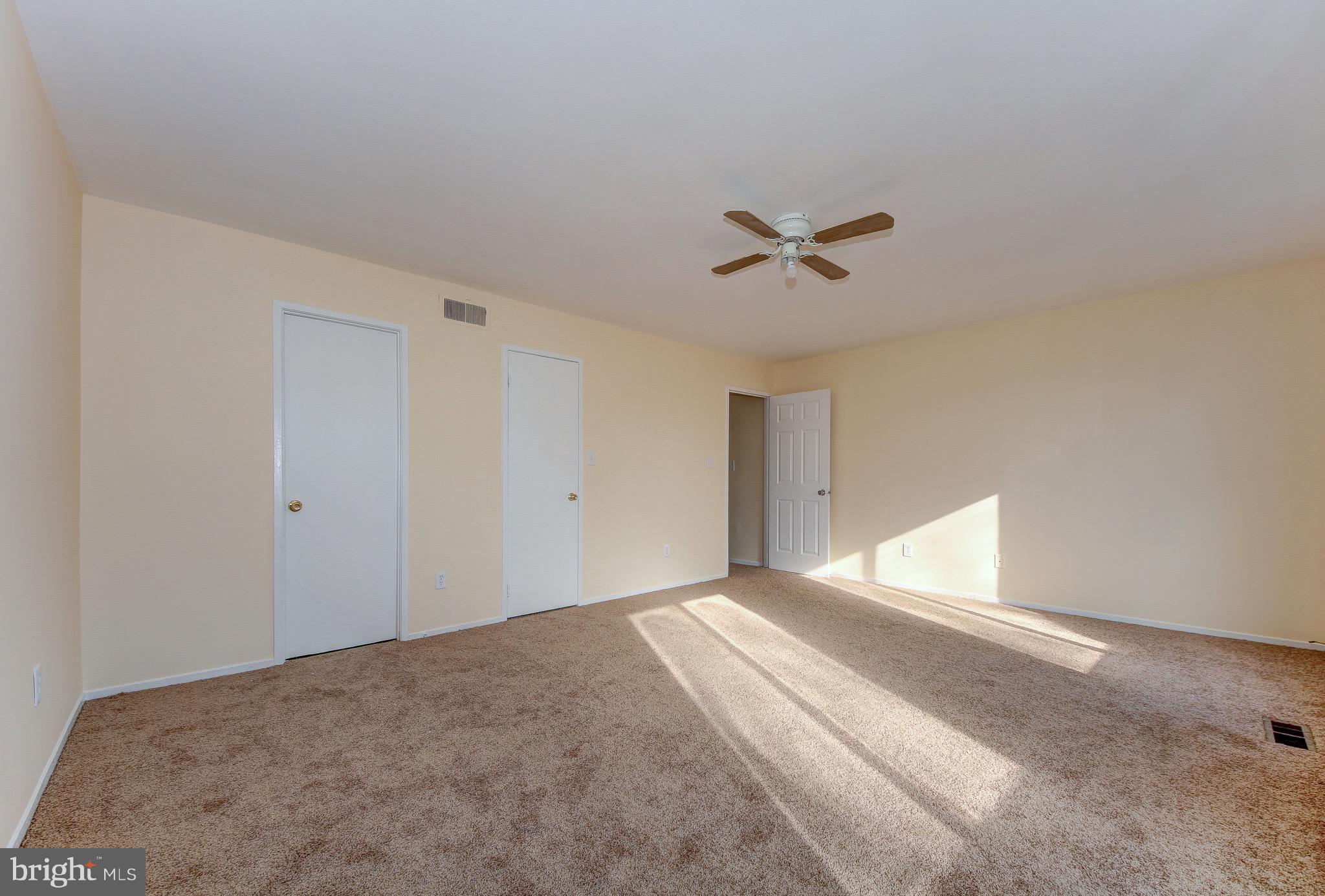 CLUBSIDE - Residential