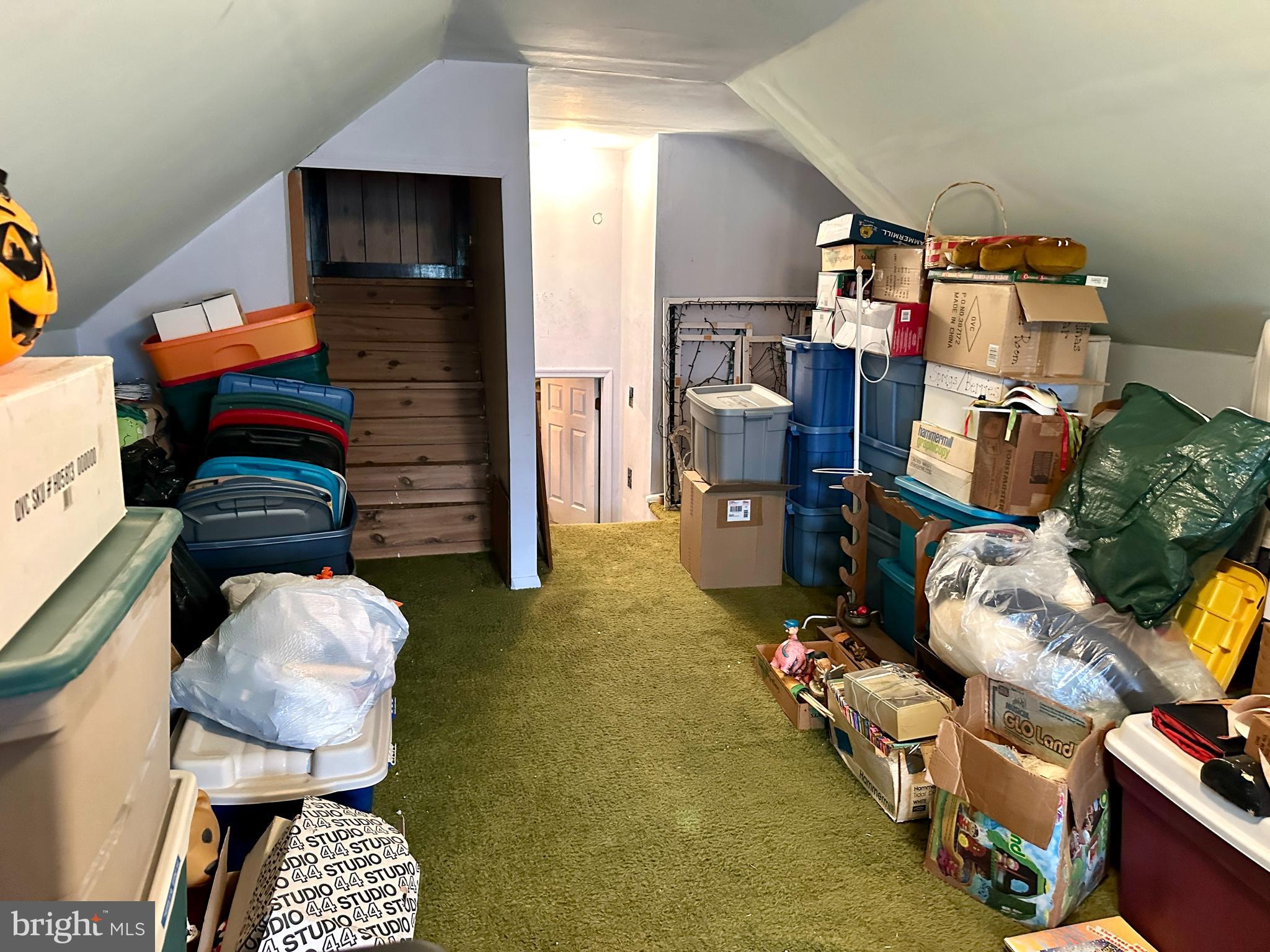 BRIAR HILL FARMS - Residential