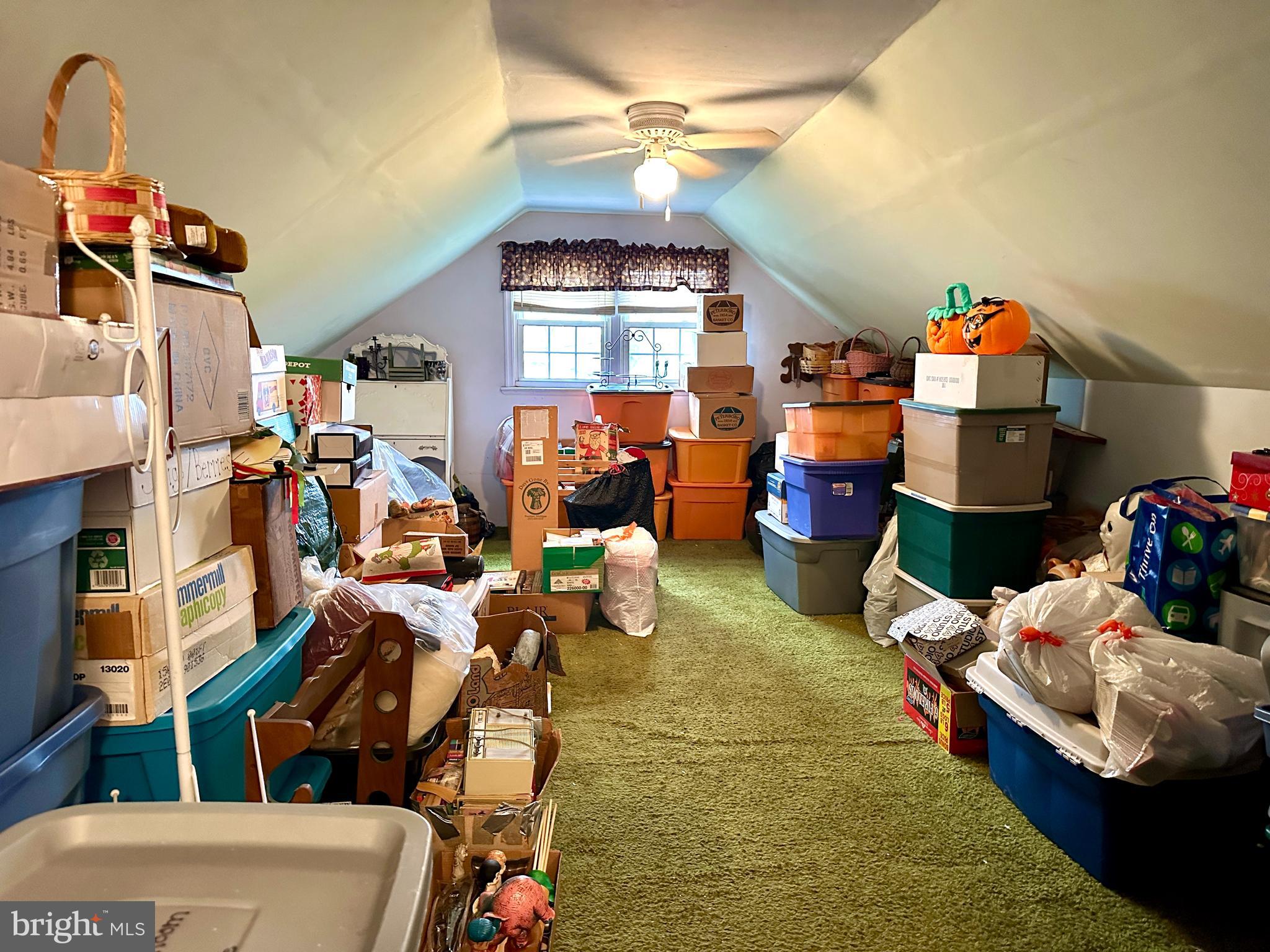 BRIAR HILL FARMS - Residential