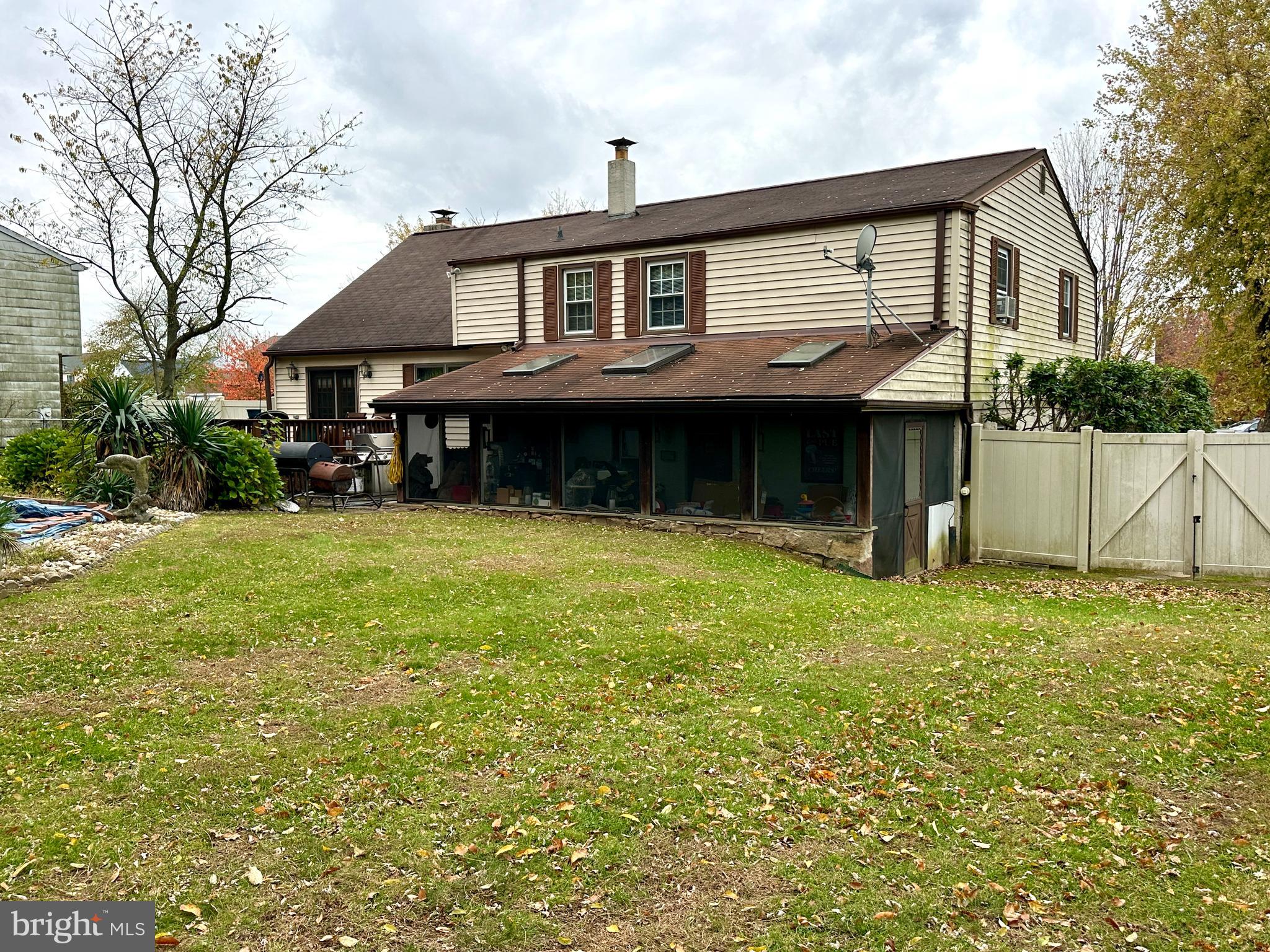 BRIAR HILL FARMS - Residential