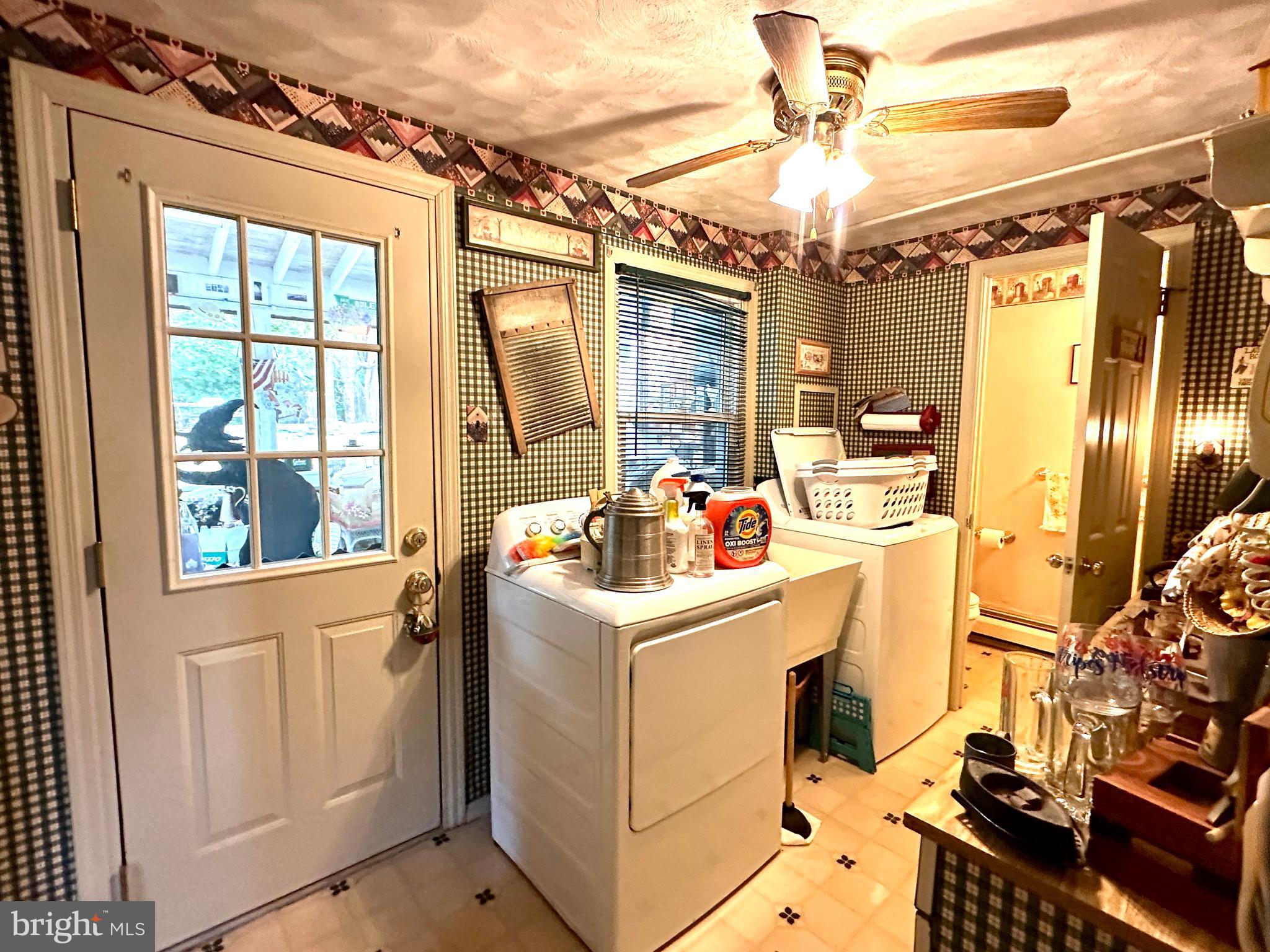 BRIAR HILL FARMS - Residential