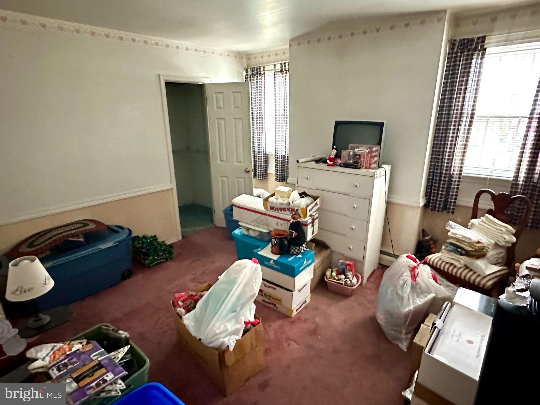 BRIAR HILL FARMS - Residential