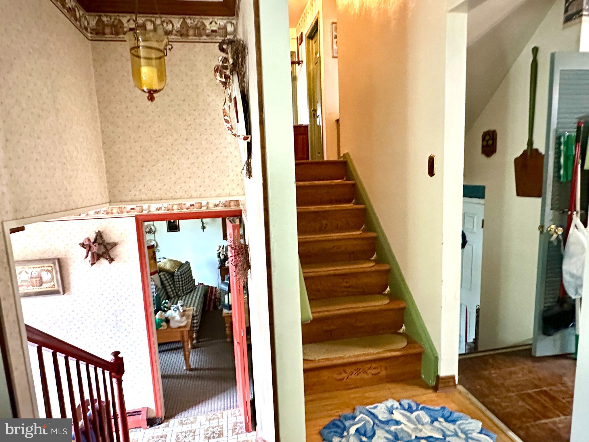 BRIAR HILL FARMS - Residential