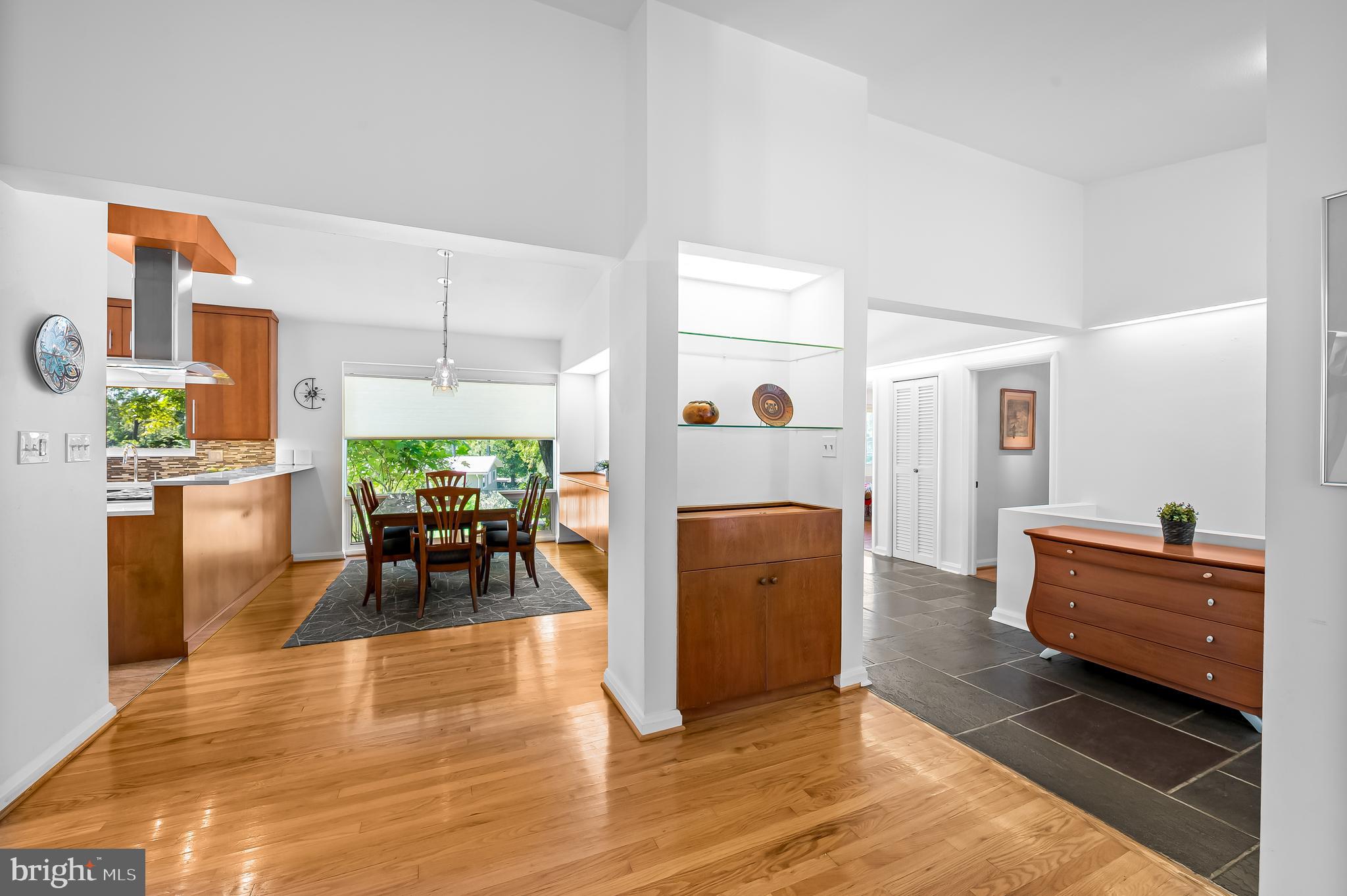 MOUNT WASHINGTON - Residential