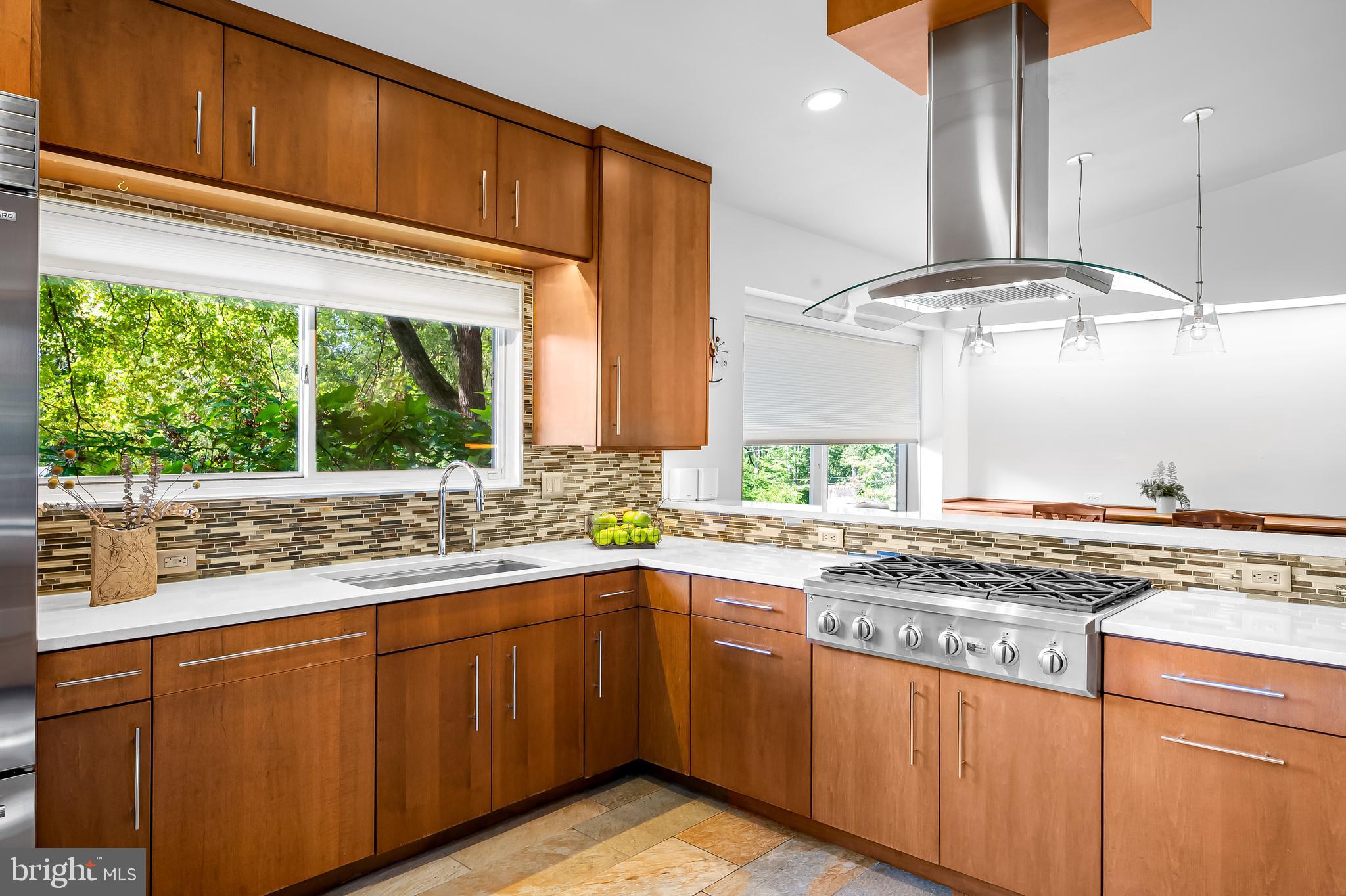 MOUNT WASHINGTON - Residential