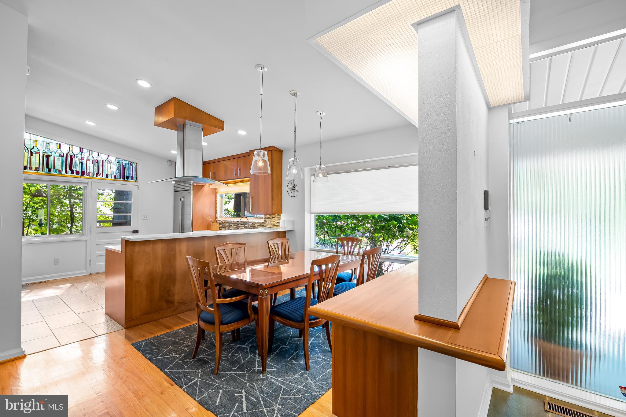 MOUNT WASHINGTON - Residential