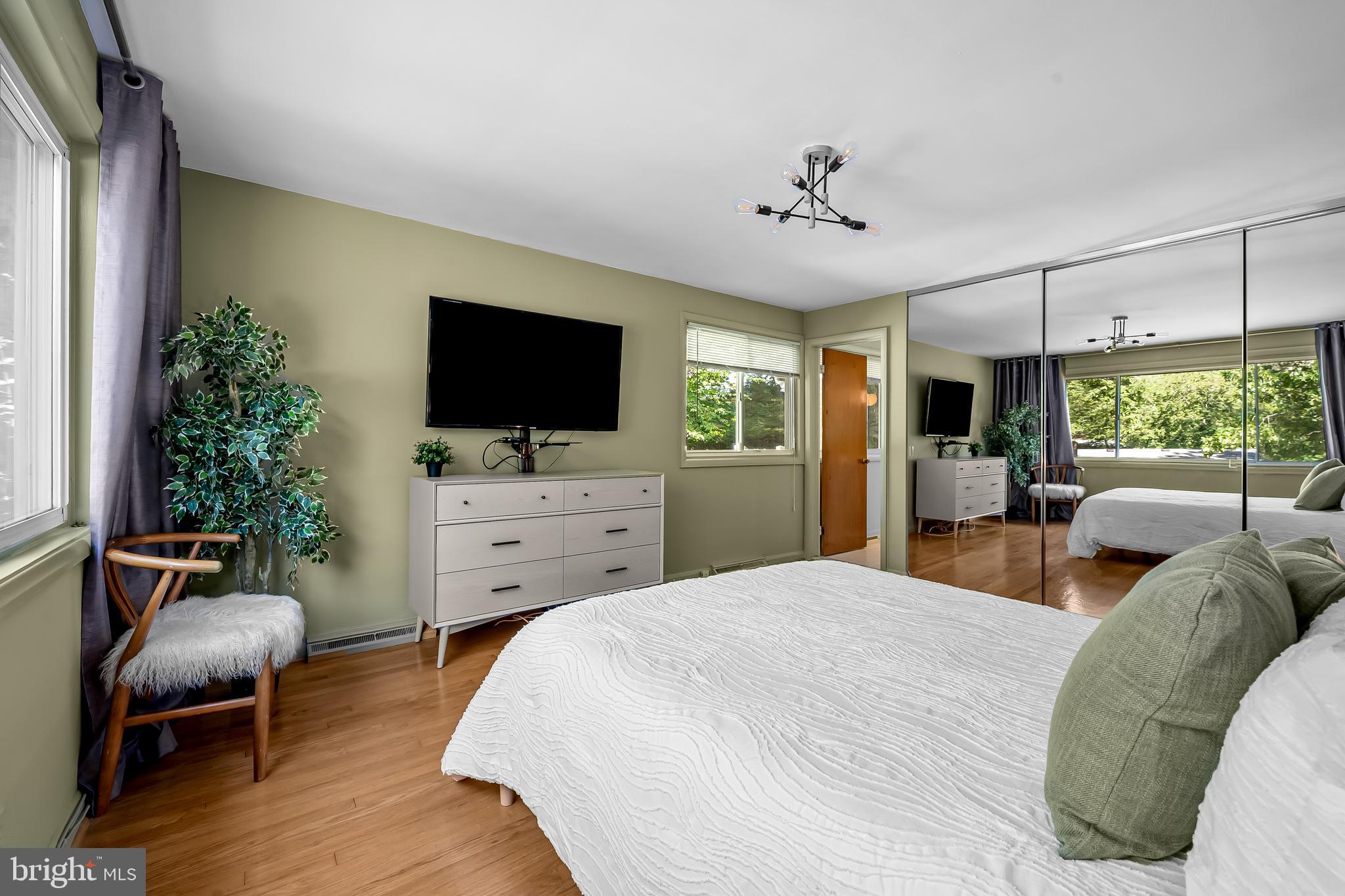 MOUNT WASHINGTON - Residential