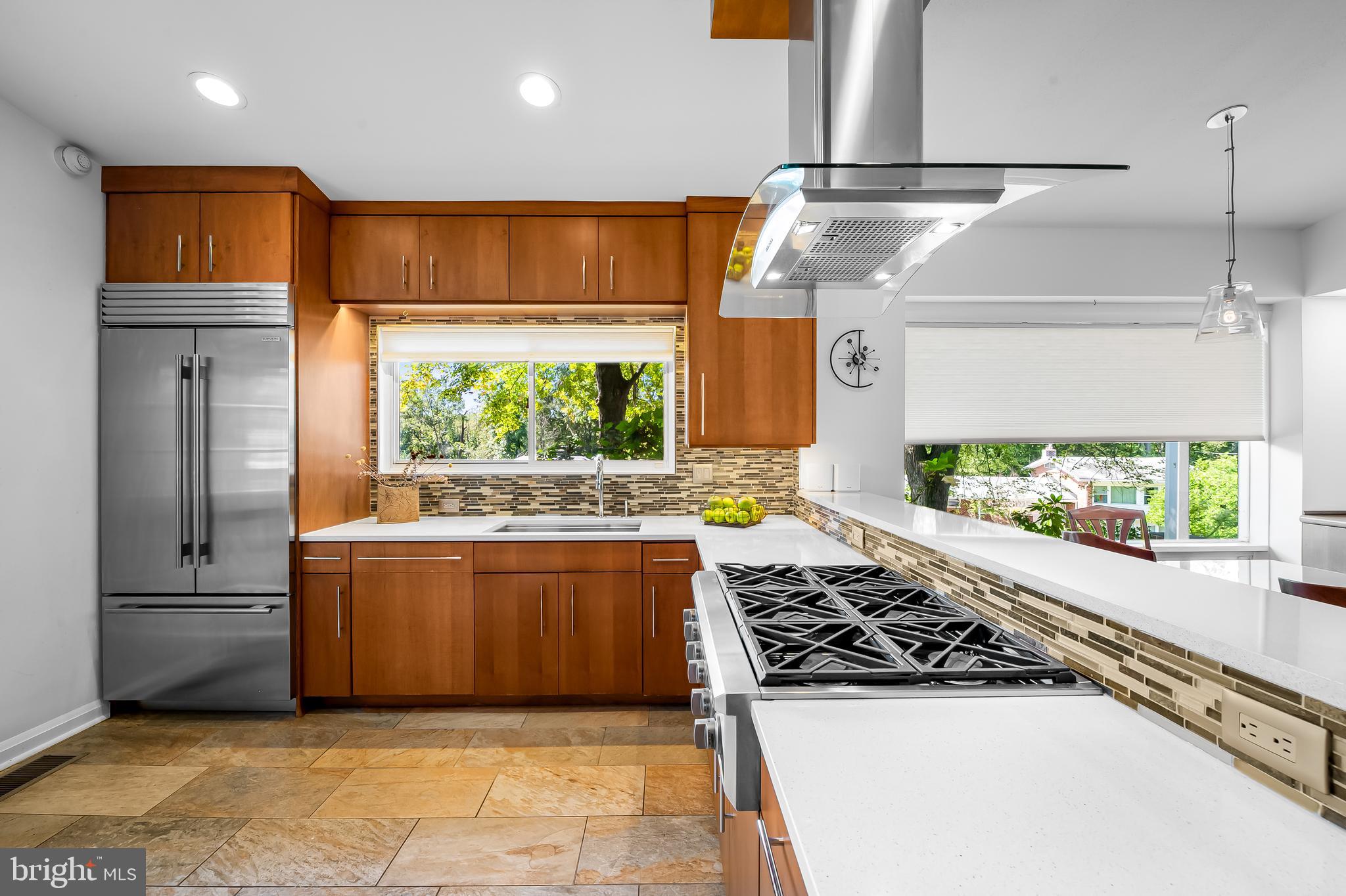 MOUNT WASHINGTON - Residential