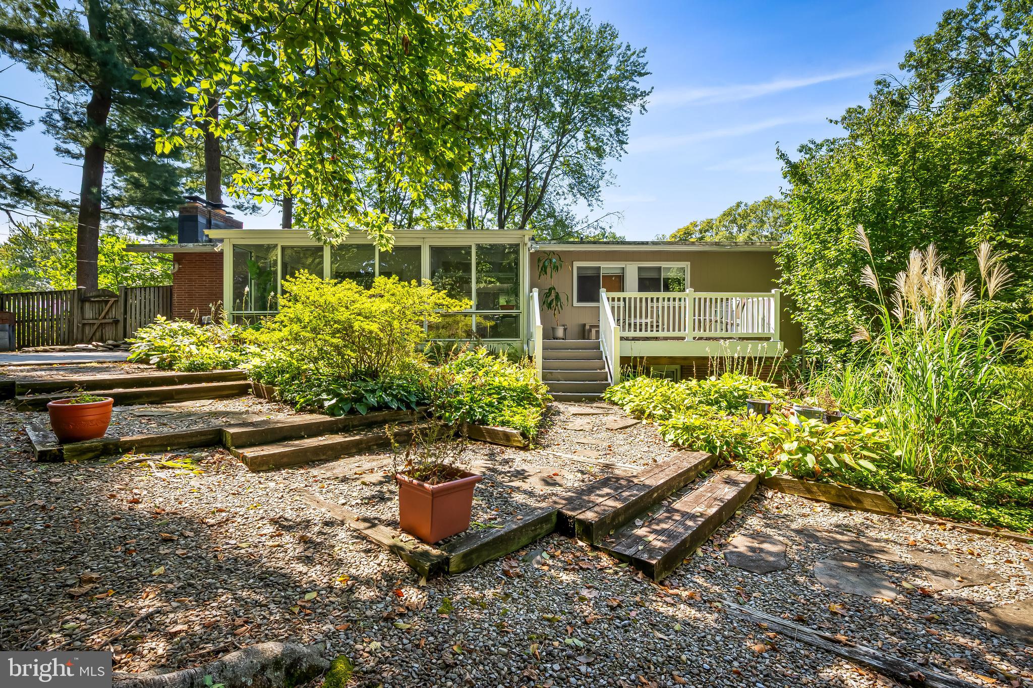MOUNT WASHINGTON - Residential