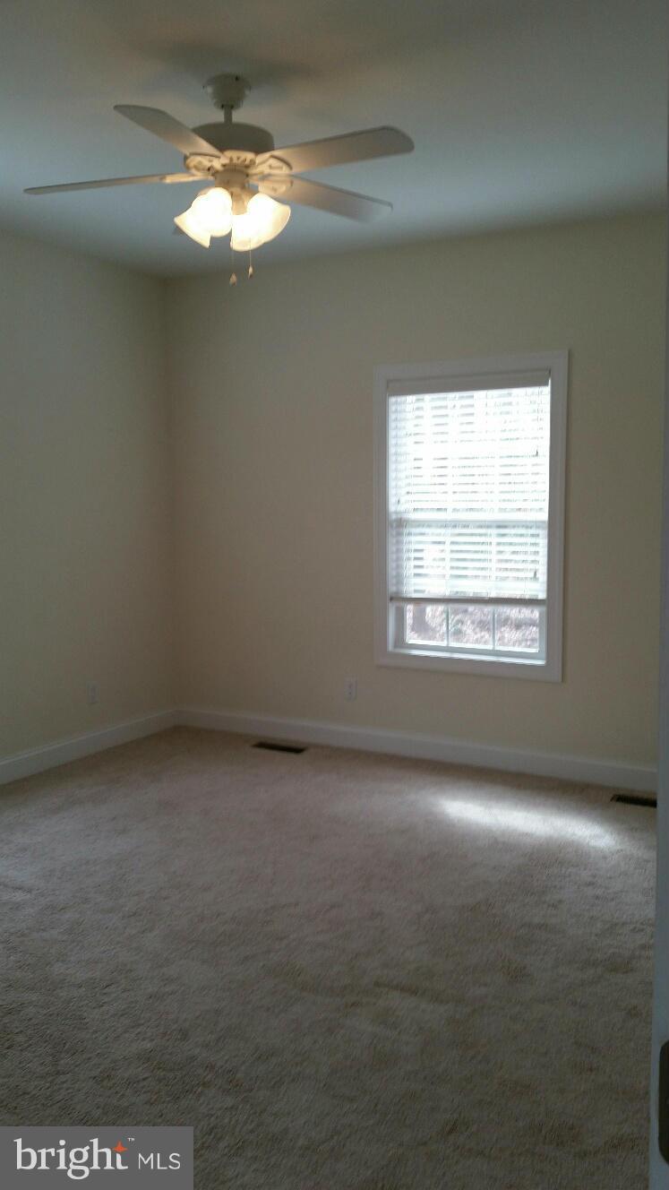 TOWN CREEK - Residential Lease