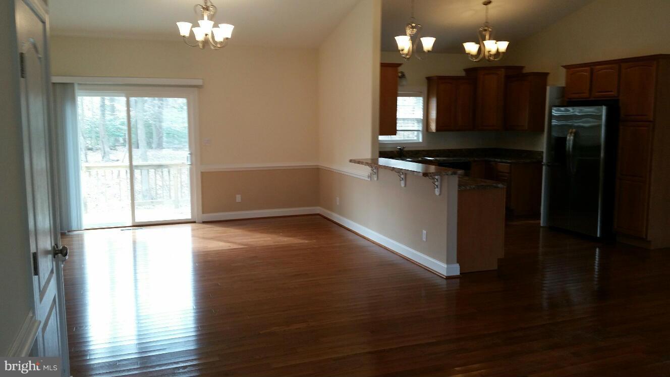 TOWN CREEK - Residential Lease