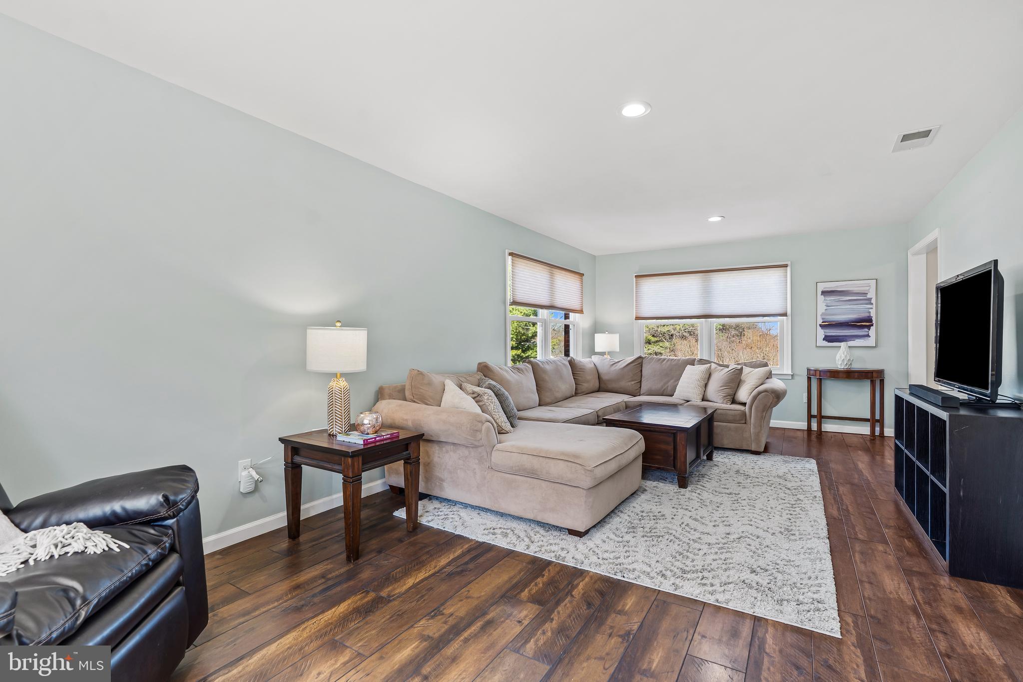 SYCAMORE HEIGHTS - Residential