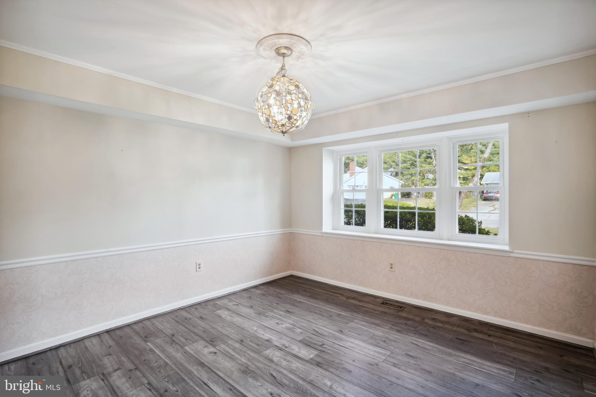 MONTPELIER - Residential