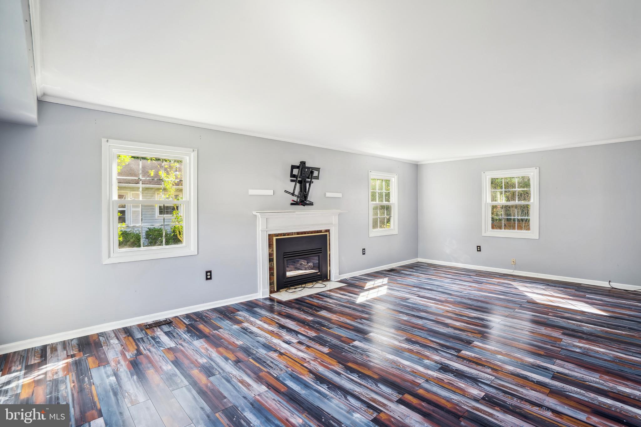 MONTPELIER - Residential