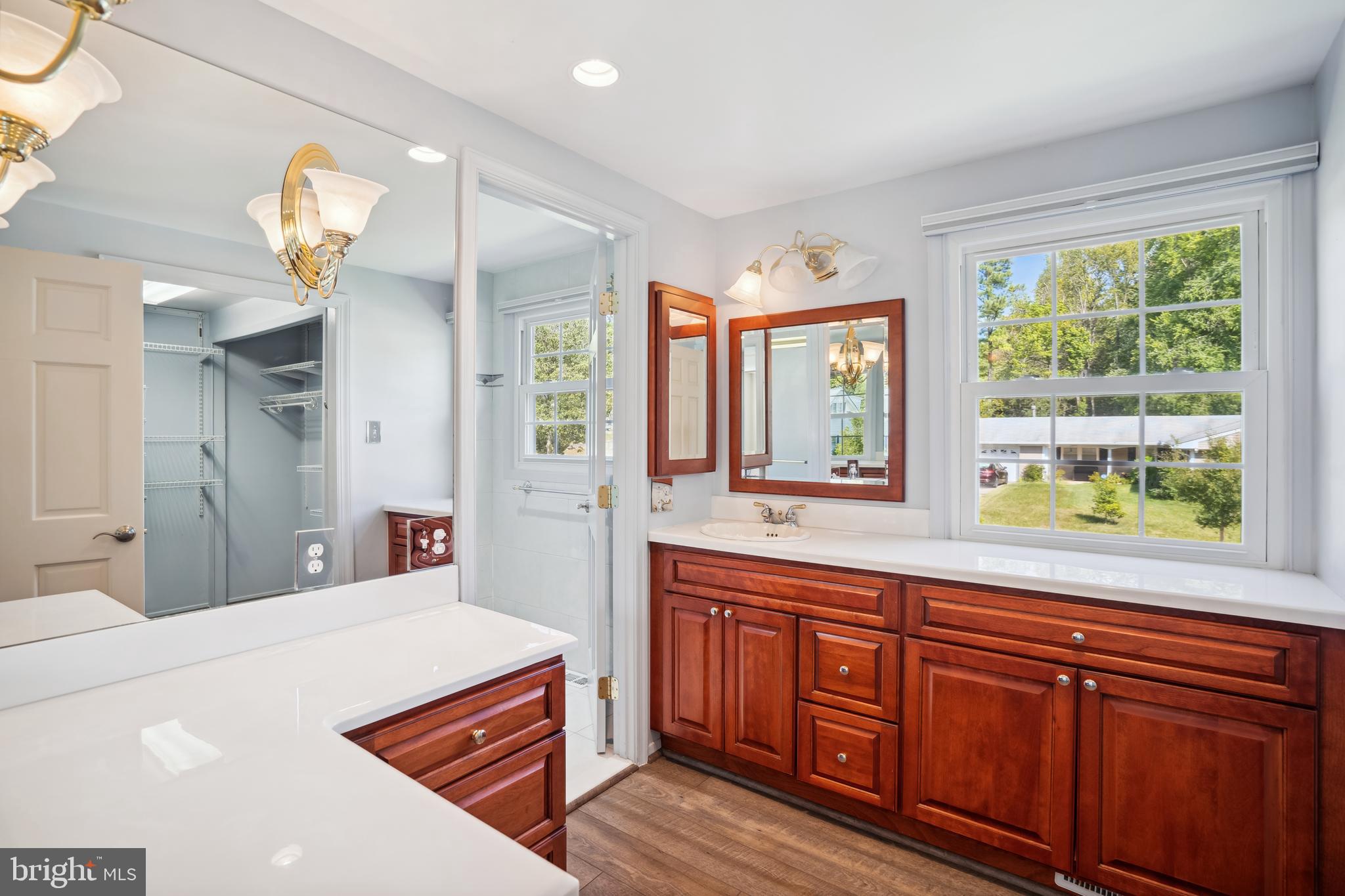 MONTPELIER - Residential