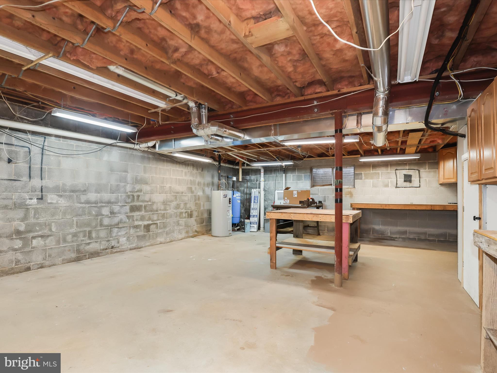 TWIN LAKES - Residential