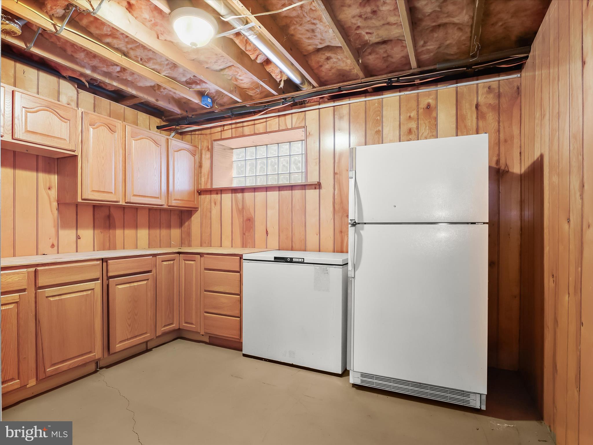 TWIN LAKES - Residential