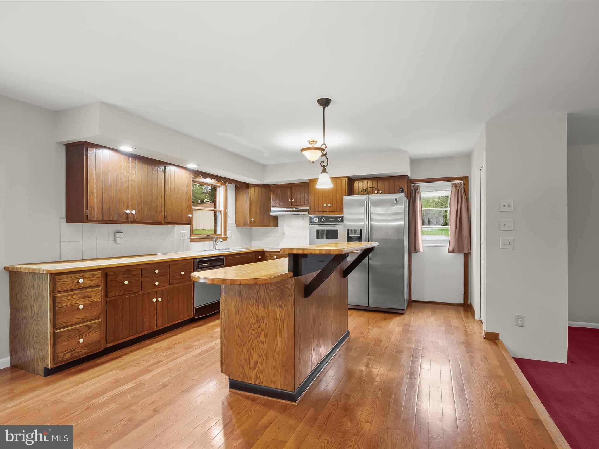 TWIN LAKES - Residential