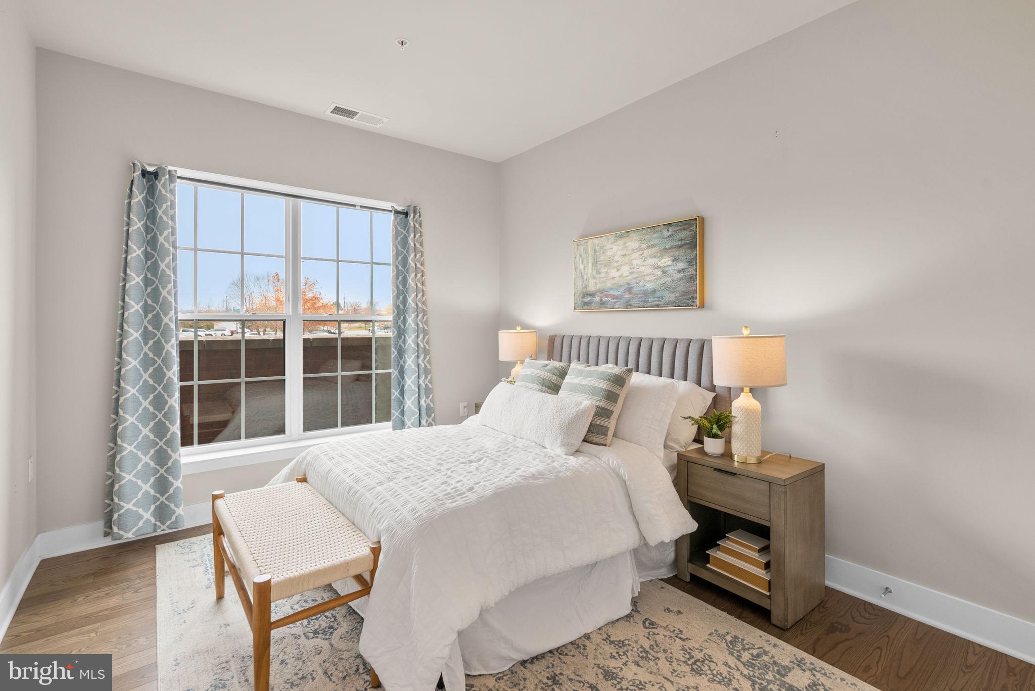 CROWN FARM - Residential