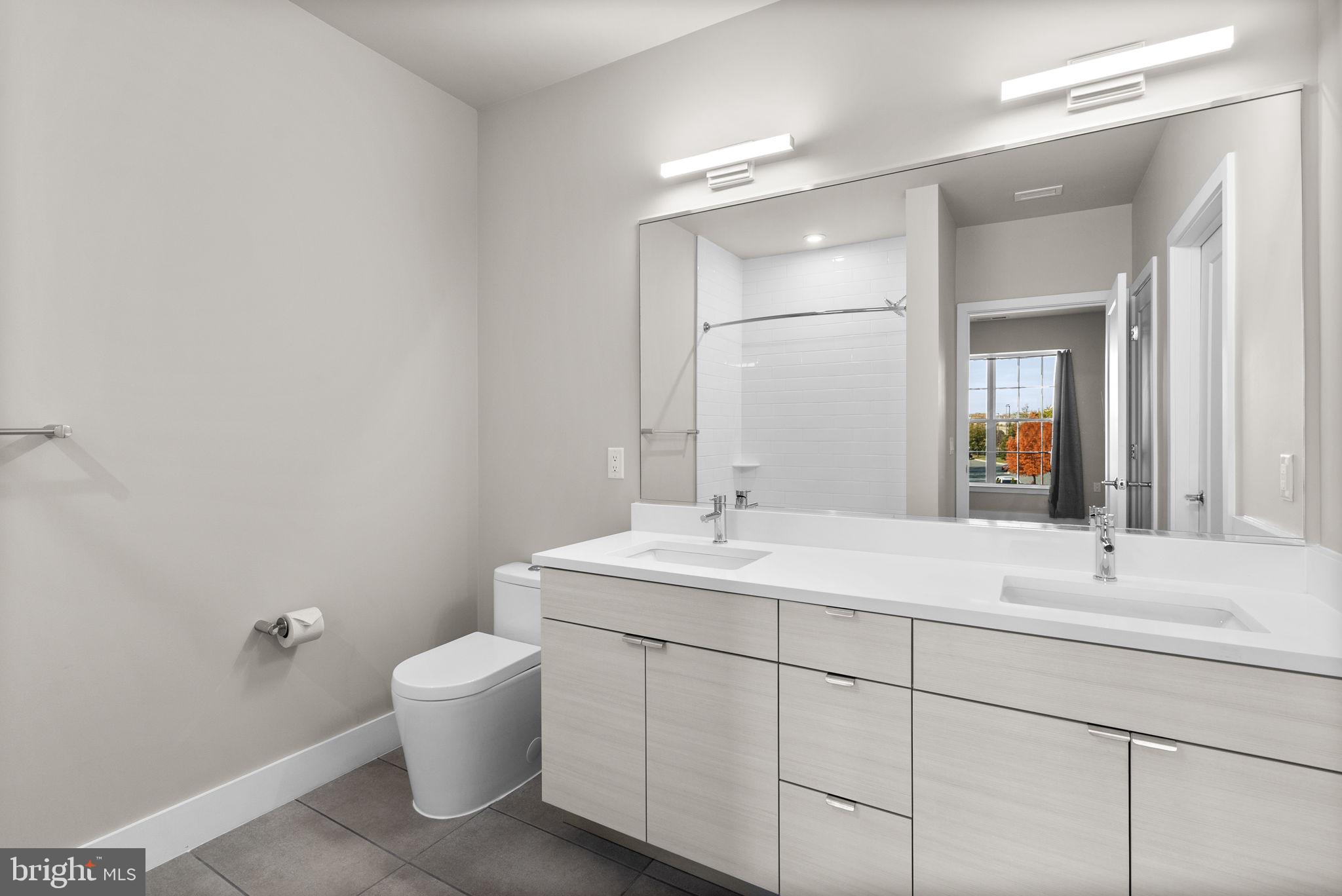 CROWN FARM - Residential