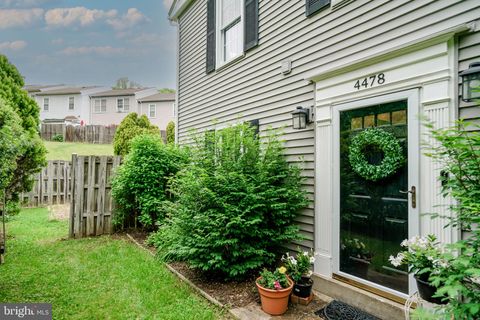 Photo of 4478 Starling Court, WOODBRIDGE, VA 22193 (MLS # VAPW2119818)