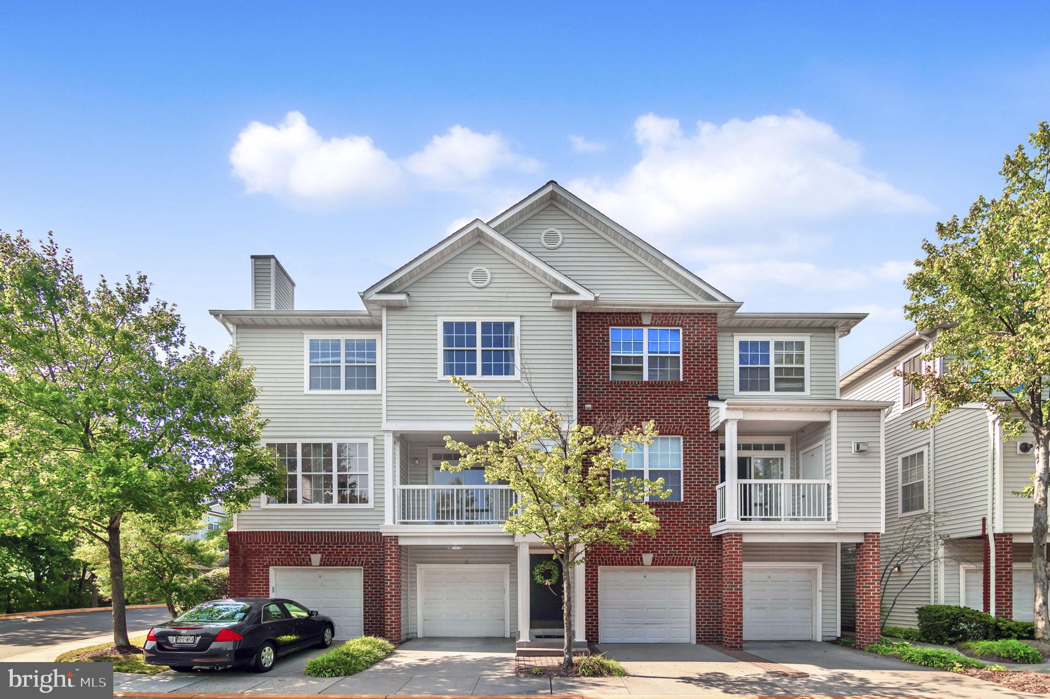 FOX MILL STATION - Residential