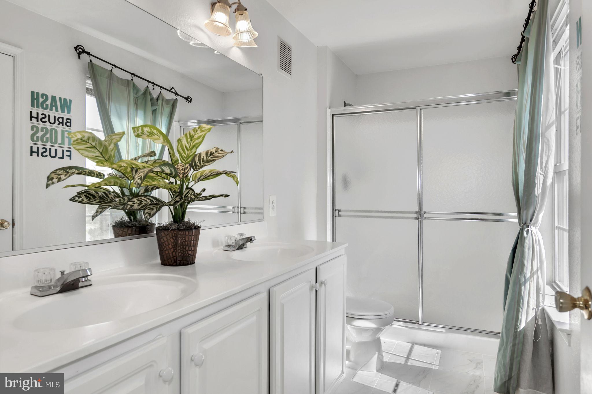 FOX MILL STATION - Residential