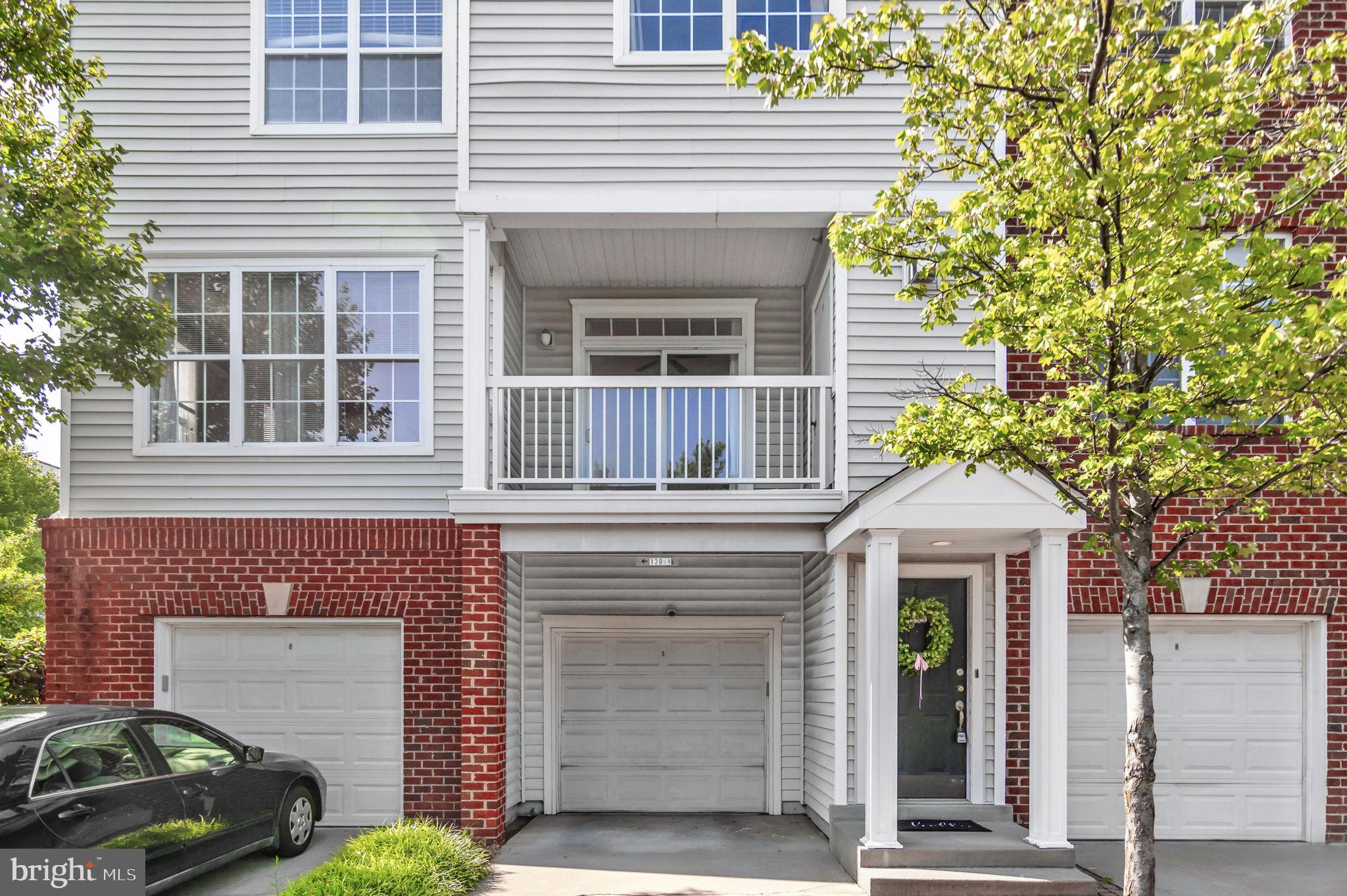 FOX MILL STATION - Residential