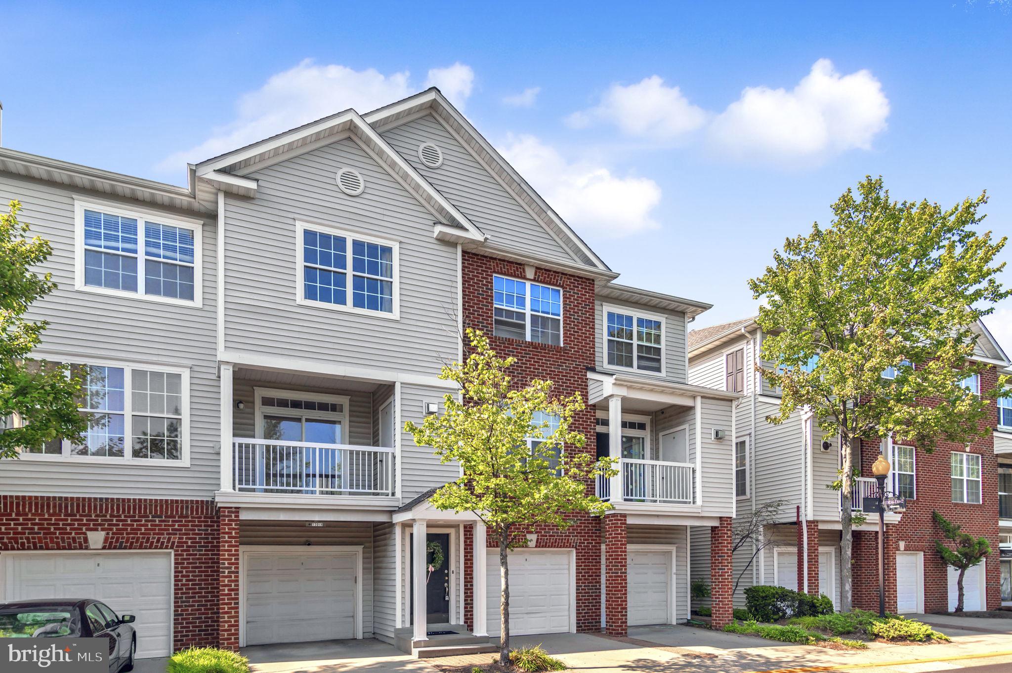 FOX MILL STATION - Residential