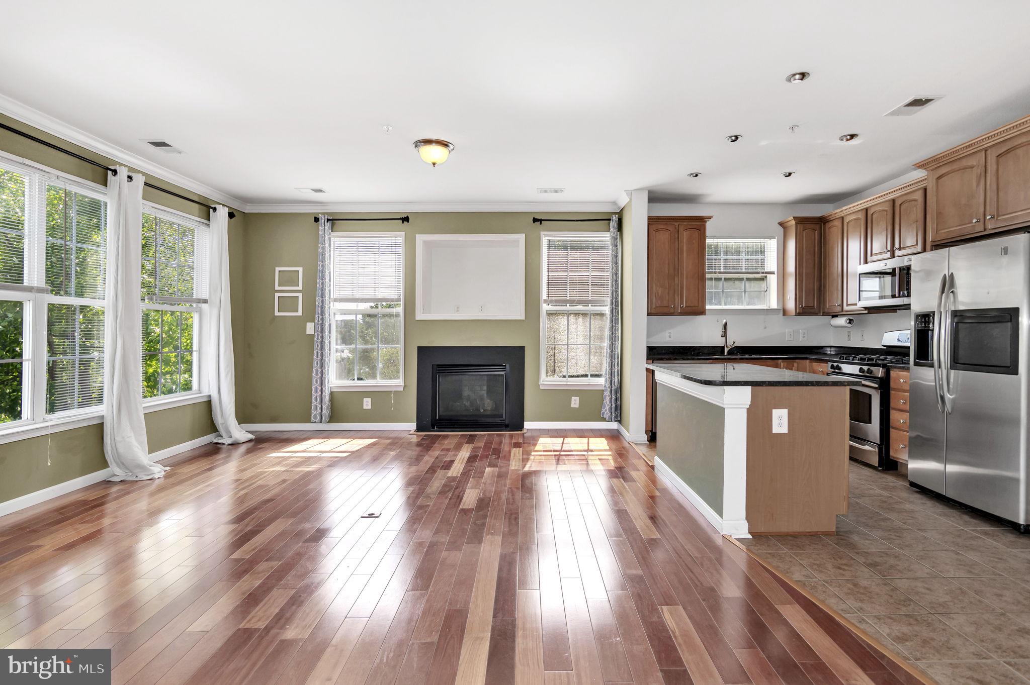 FOX MILL STATION - Residential