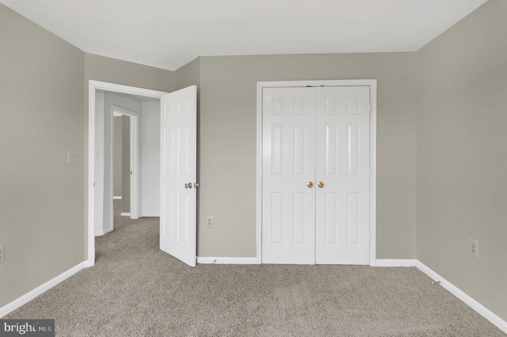 FOX MILL STATION - Residential