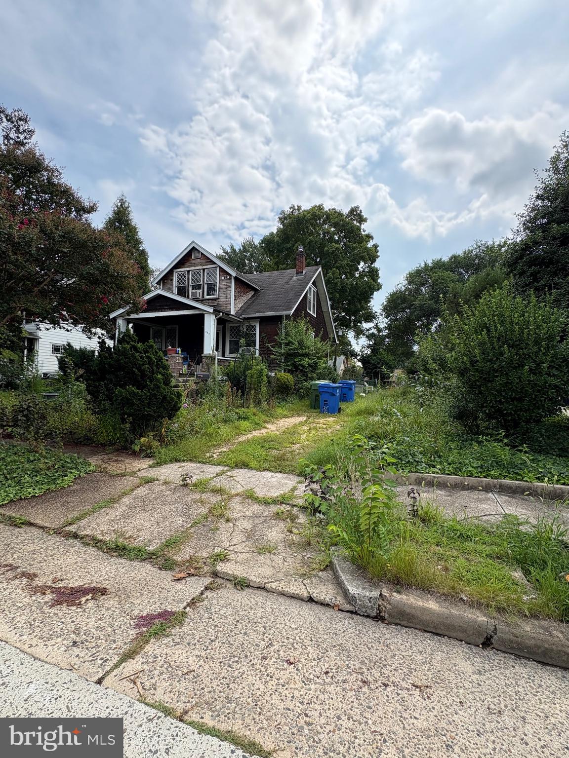 829 MORGAN AVENUE