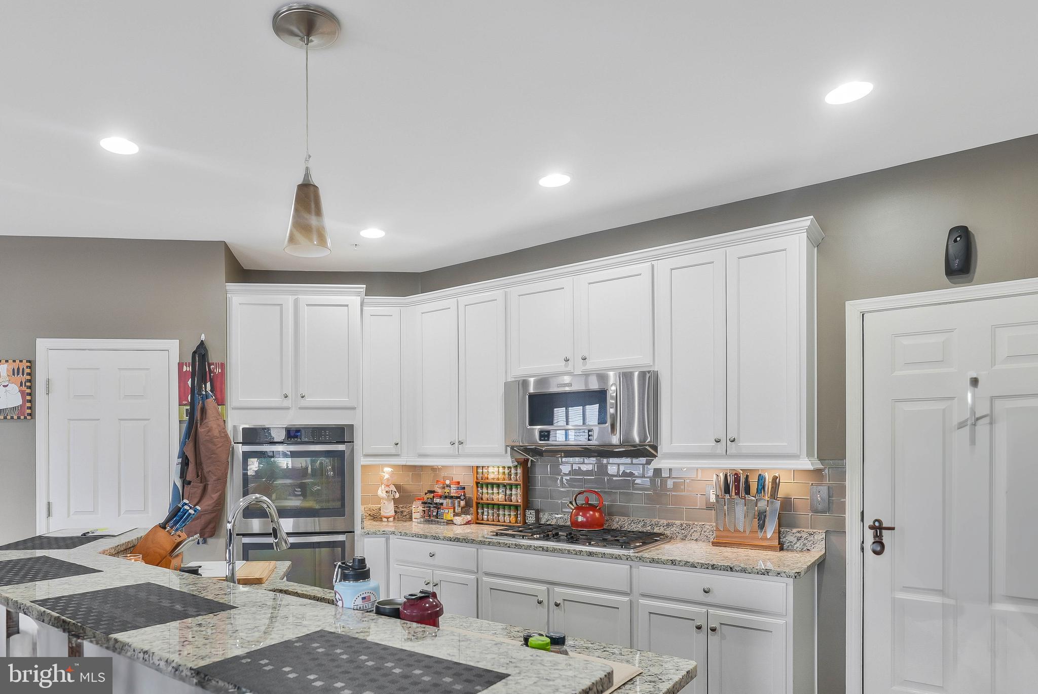 3142 RENDSBURG COURT