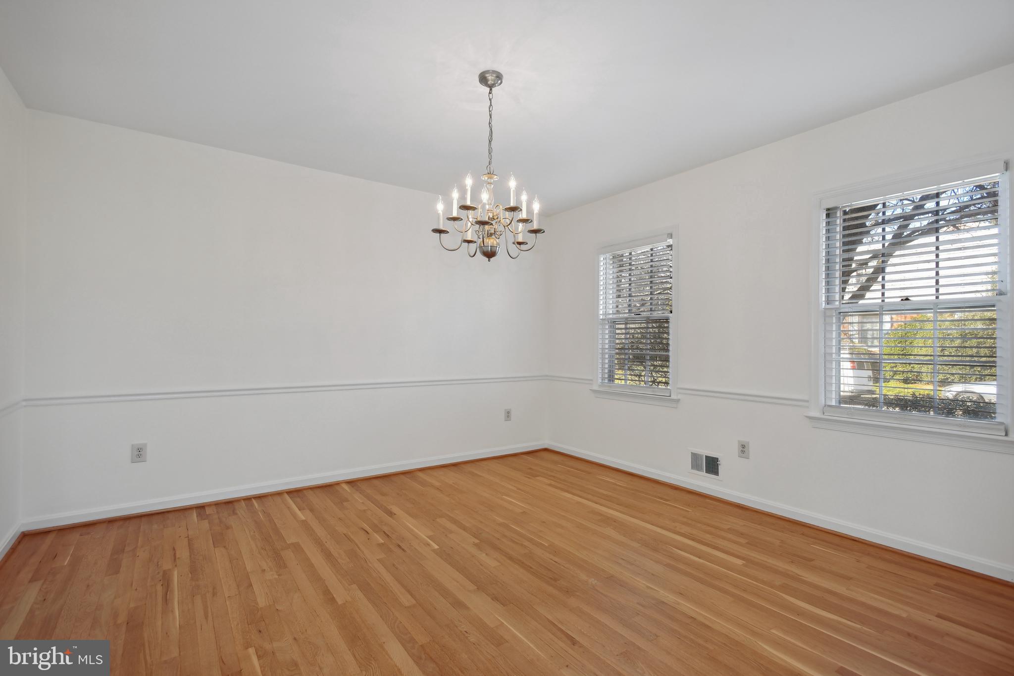 KINGS MANOR TOWNE HOUSES - Residential Lease