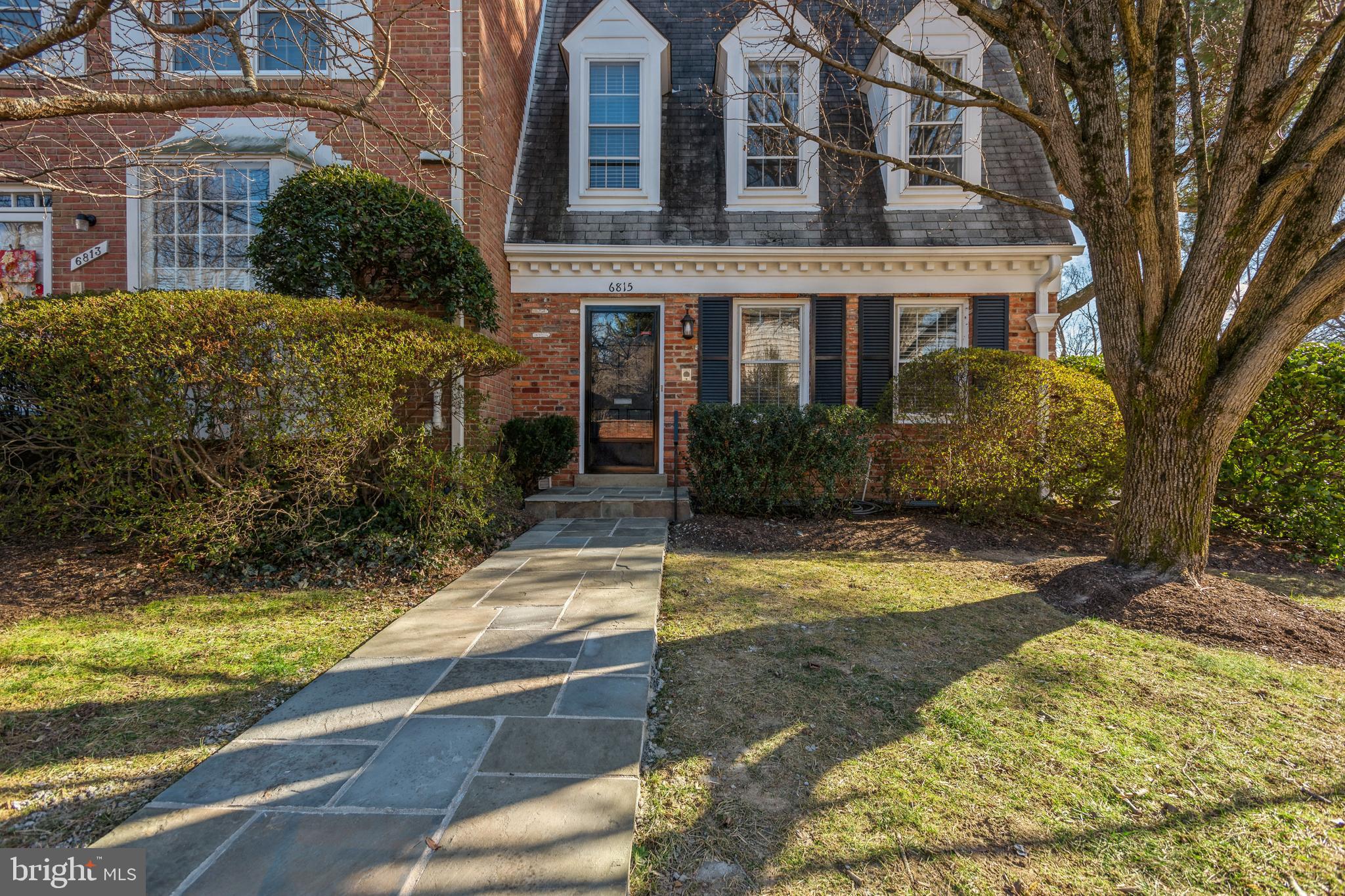 KINGS MANOR TOWNE HOUSES - Residential Lease