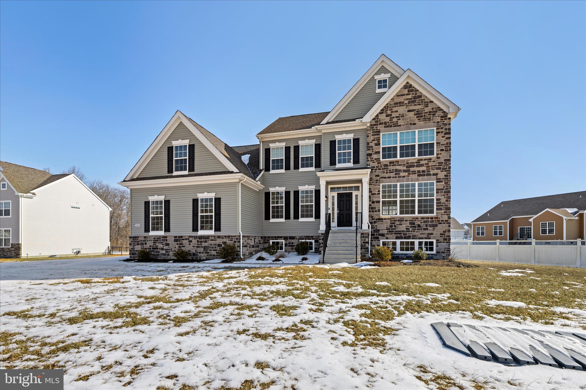 500 QUAILS NEST DRIVE