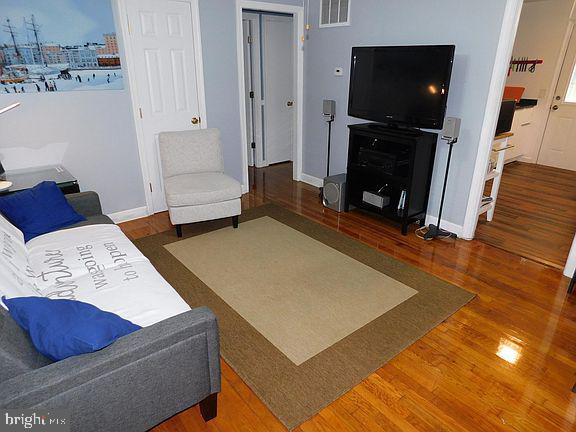 AIRPORT - Residential Lease